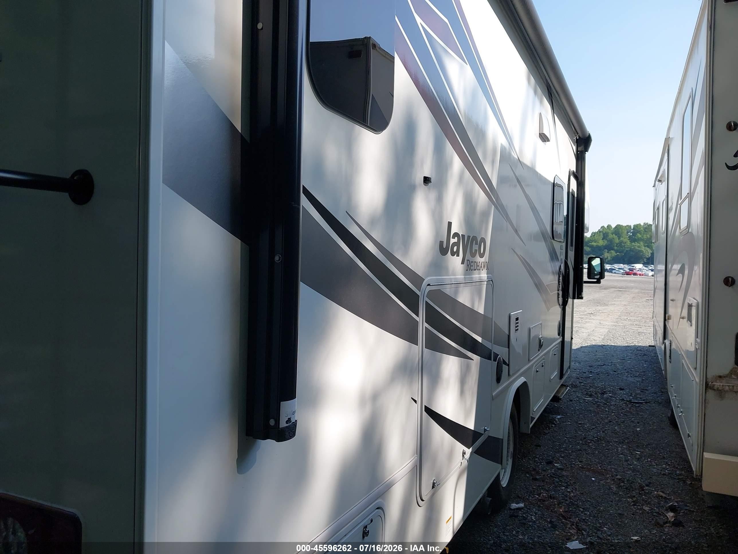 2024 Jayco E-450 Cutaway VIN 1FDXE4FN2RDD05320 IAAI salvage auction — Unknown, Salvage (North Carolina), sold $14,300 on 2026-09-02 (photo 4)