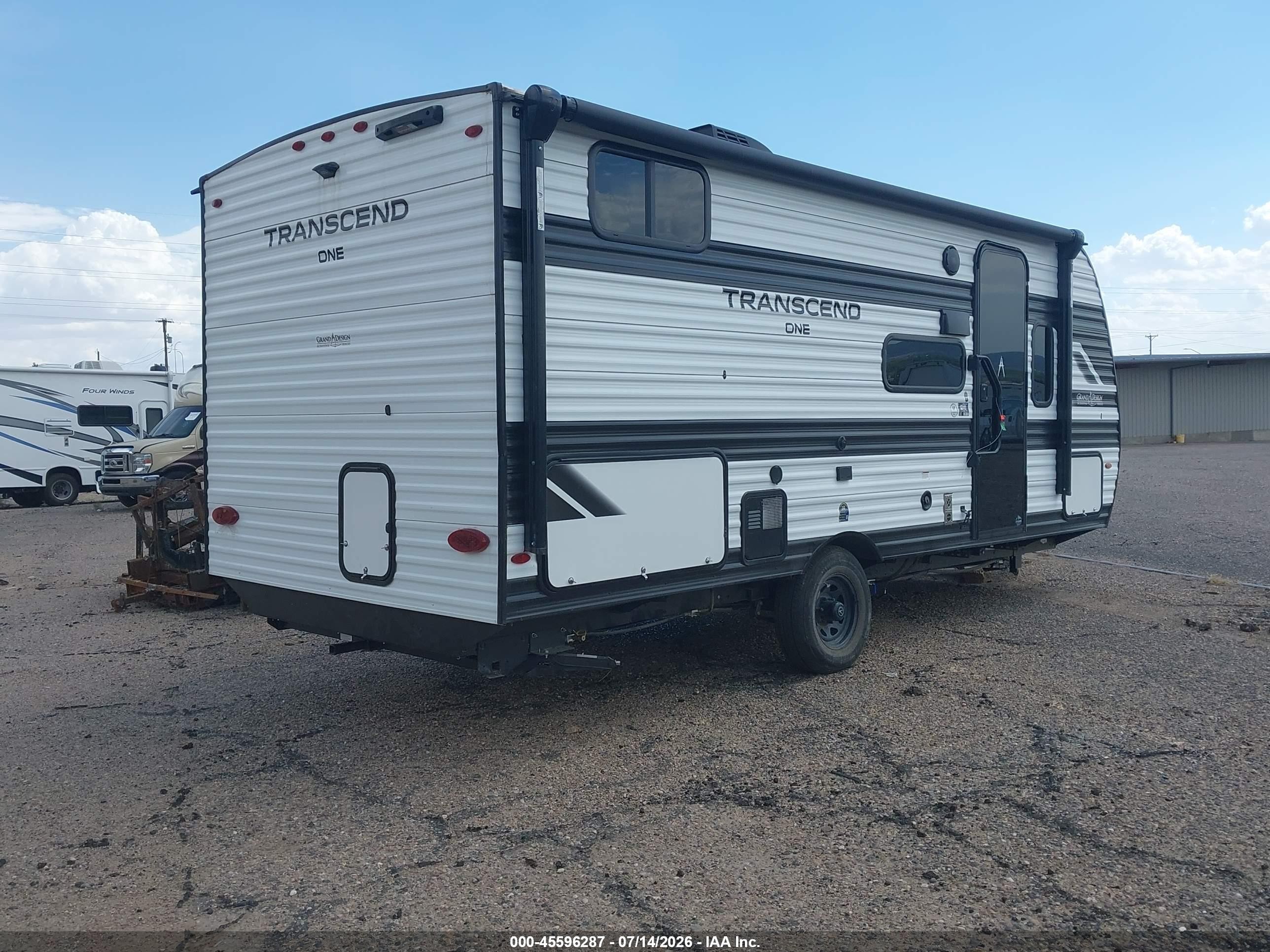 2025 Grand Design Other VIN 573TT2315S8837618 IAAI salvage auction — Unknown, Salvage (New Mexico), sold $4,800 on 2026-09-09 (photo 4)