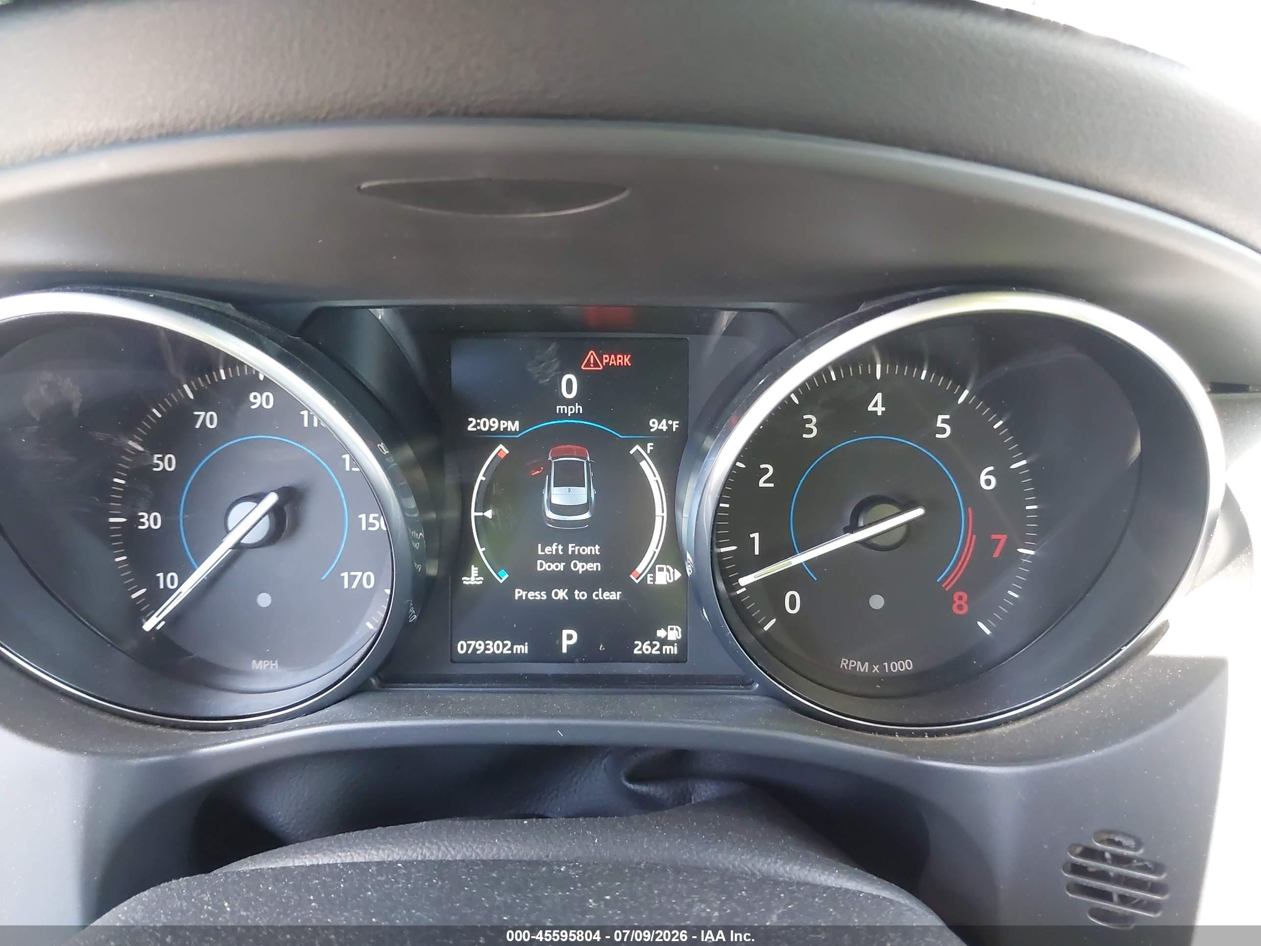 2017 Jaguar F-pace VIN SADCK2BV1HA496478 IAAI salvage auction — Unknown, Original (Texas), sold $4,850 on 2026-09-23 (photo 7)