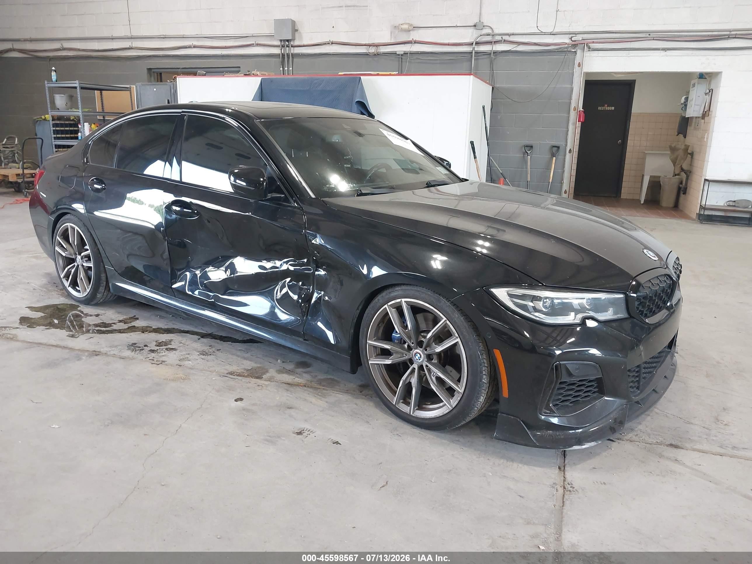2021 BMW M340i VIN 3MW5U9J02M8B60984 — IAAI salvage auction photo