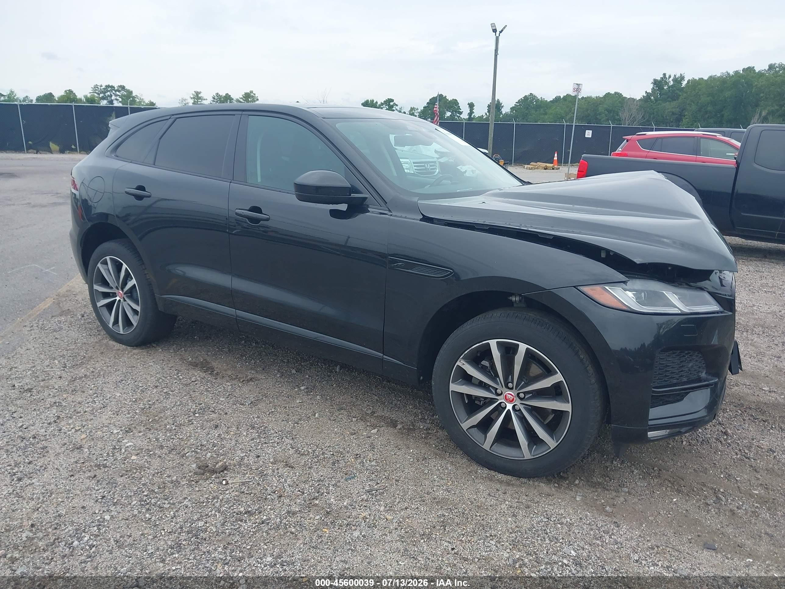 2023 Jaguar F-Pace VIN SADCJ2EX1PA715115 — IAAI salvage auction photo