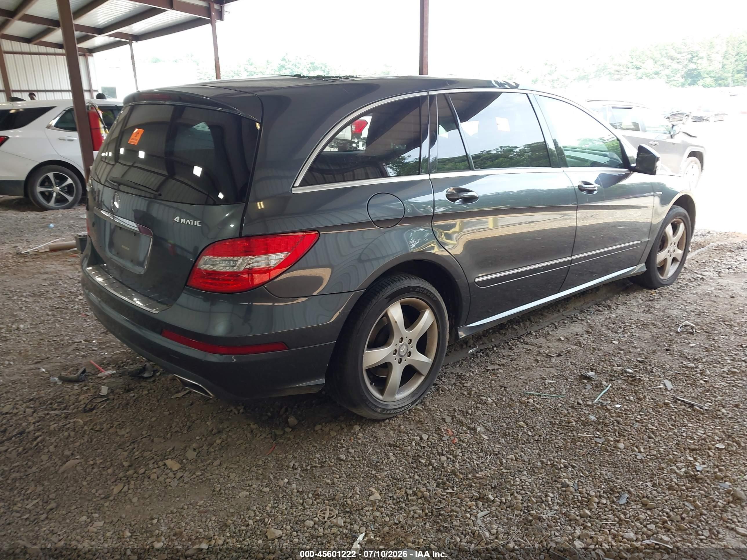 2012 Mercedes-Benz R-Class VIN 4JGCB5HE6CA152203 IAAI salvage auction — Biohazard/Chemical, Salvage (Georgia), sold $1,650 on 2026-10-11 (photo 4)