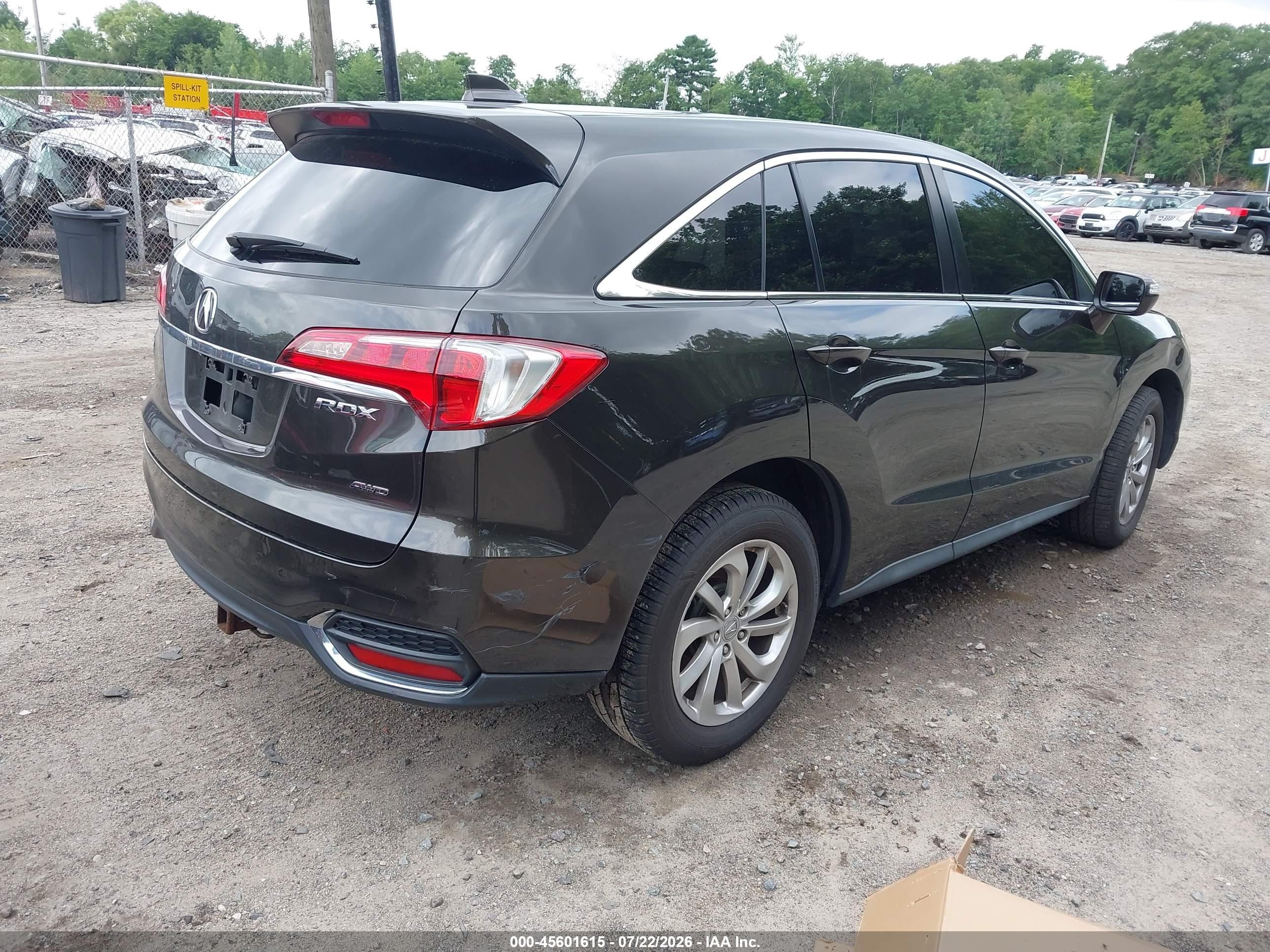 2016 Acura Rdx VIN 5J8TB4H37GL002948 IAAI salvage auction — Side, Salvage (Rhode Island), sold $700 on 2026-09-08 (photo 4)