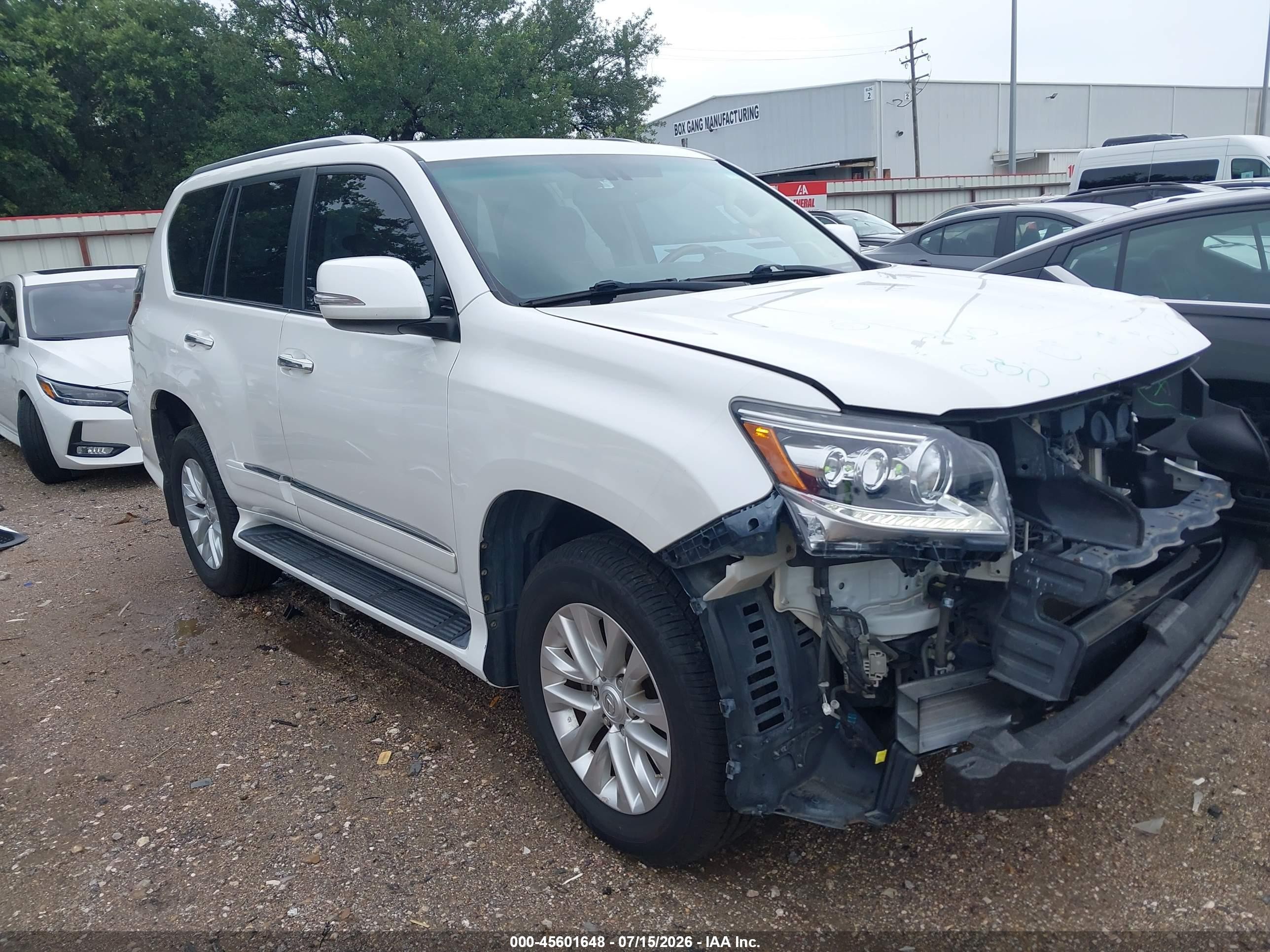 2015 Lexus GX 460 VIN JTJBM7FX3F5103688 — IAAI salvage auction photo