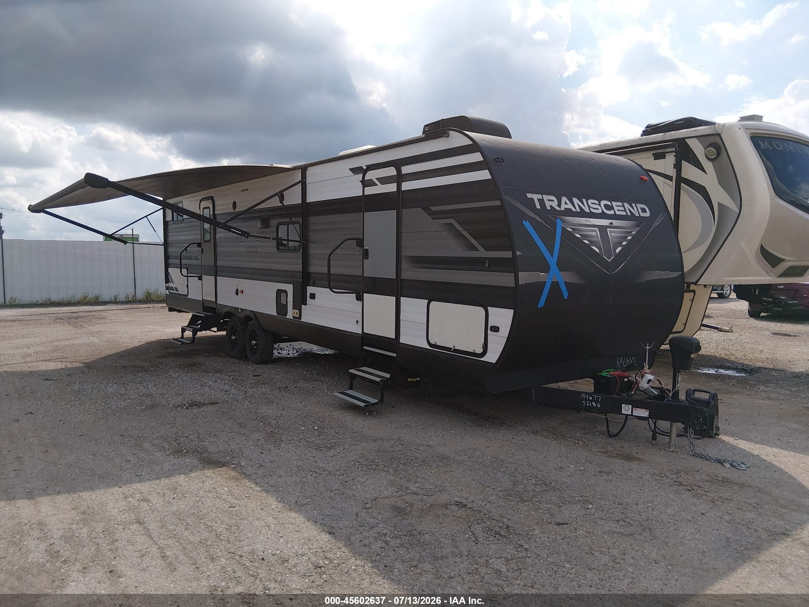 2021 Grand Design Transcend VIN 573TT3723M8814642 — IAAI salvage auction photo