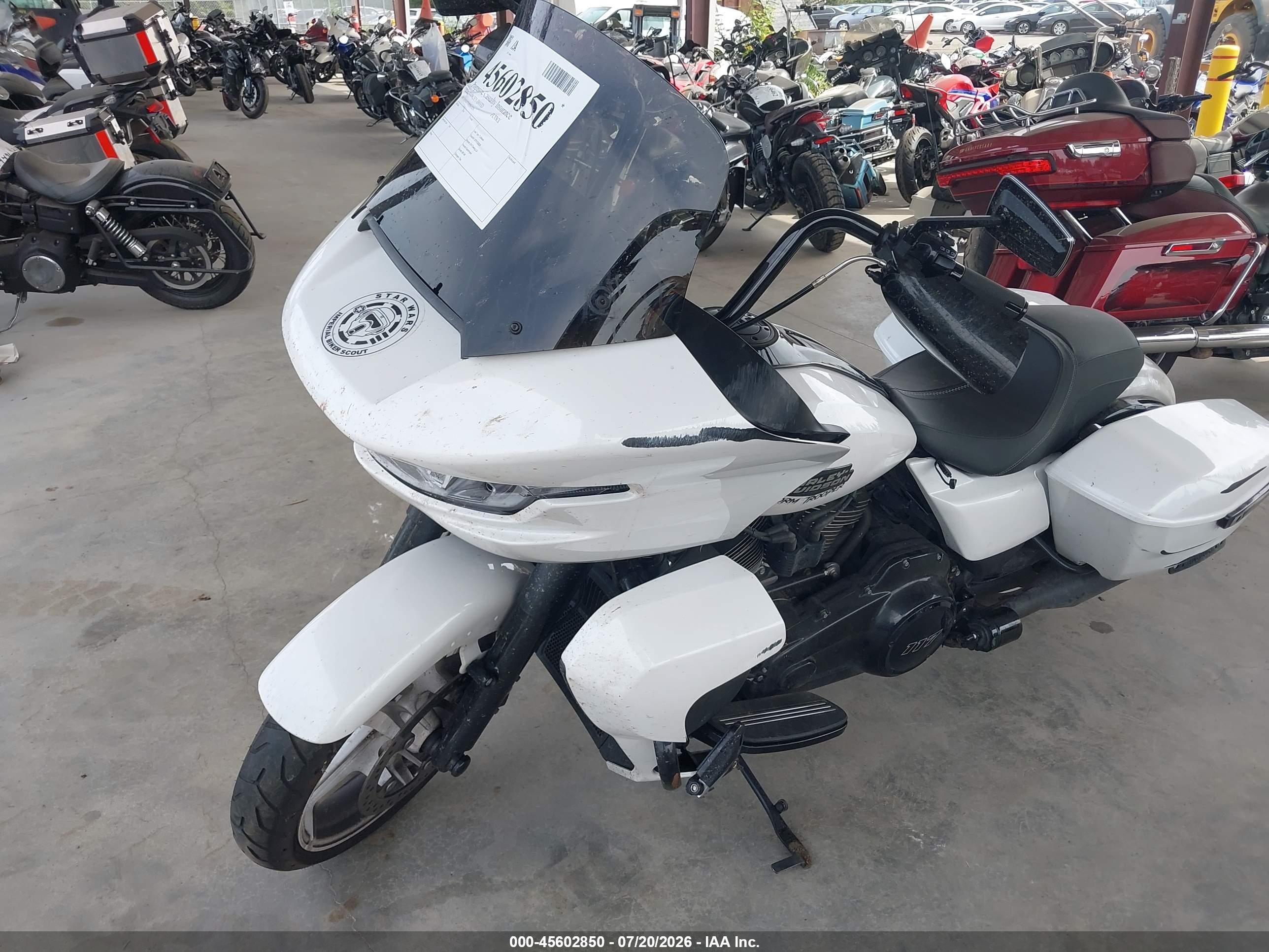 2024 Harley-davidson Road glide VIN 1HD1KH71XRB645878 IAAI salvage auction — Side, Bill Of Sale (Washington), sold $8,300 on 2026-09-02 (photo 2)