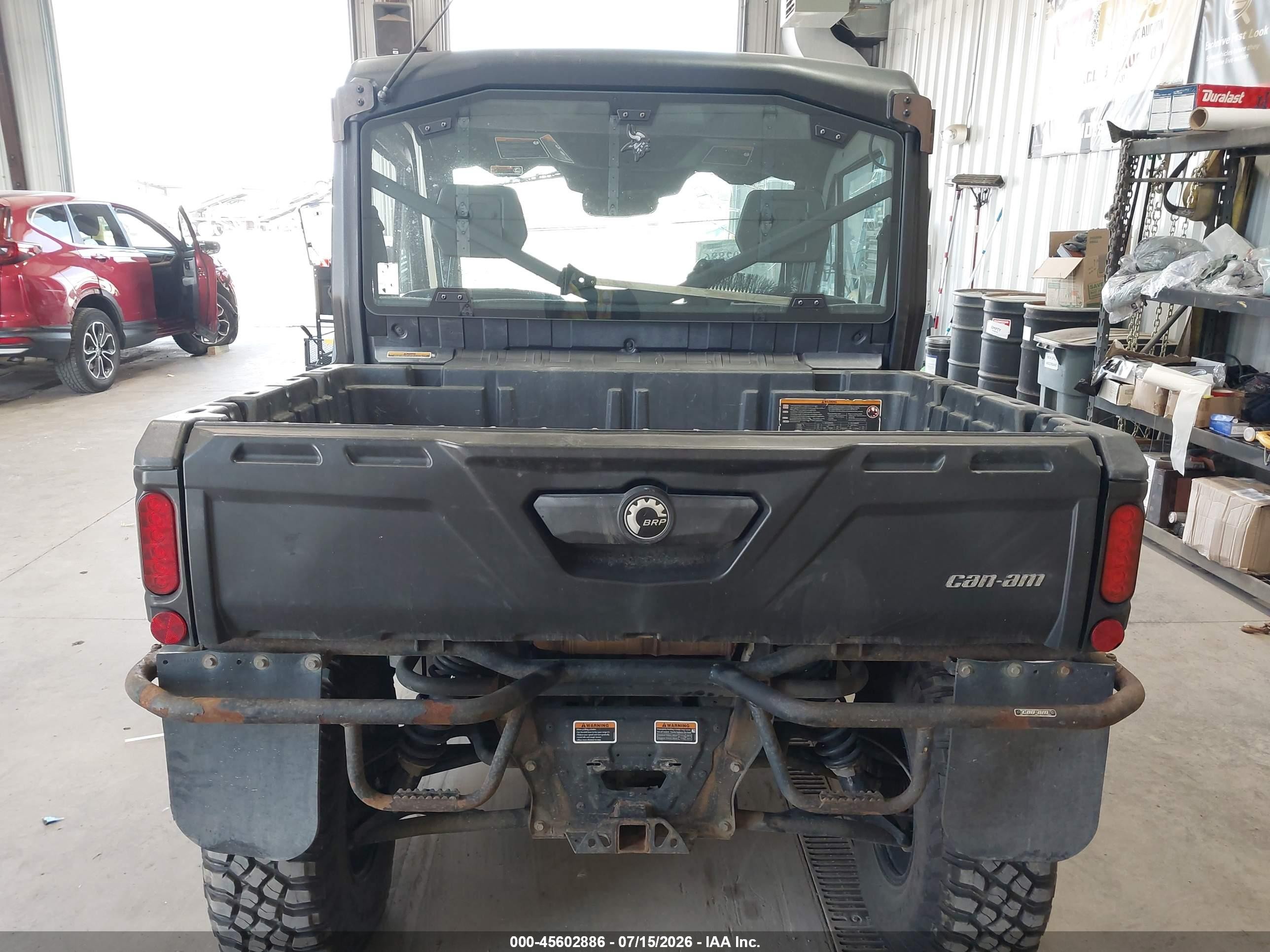 2020 Can-am Defender VIN 3JBUUAX4XLK001027 IAAI salvage auction — Front End, Clear (North Dakota), sold $3,500 on 2026-08-11 (photo 6)