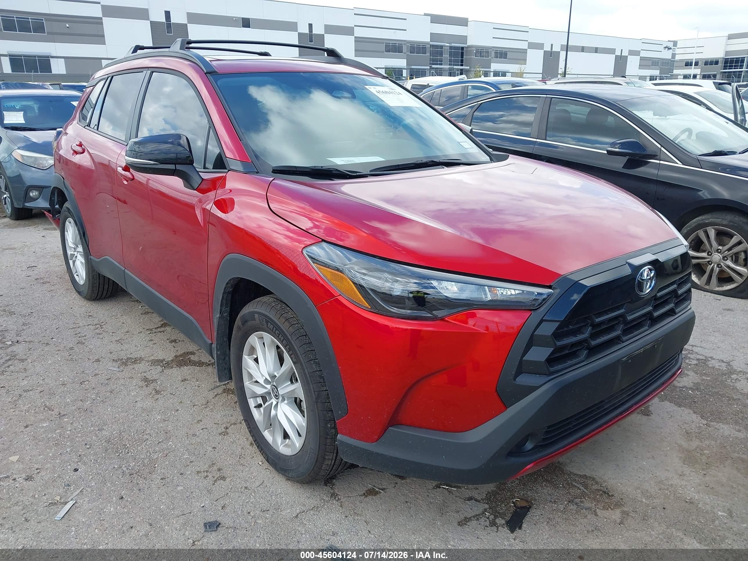 2026 Toyota Corolla Cross VIN 7MUBAAAG4TV161661 — IAAI salvage auction photo