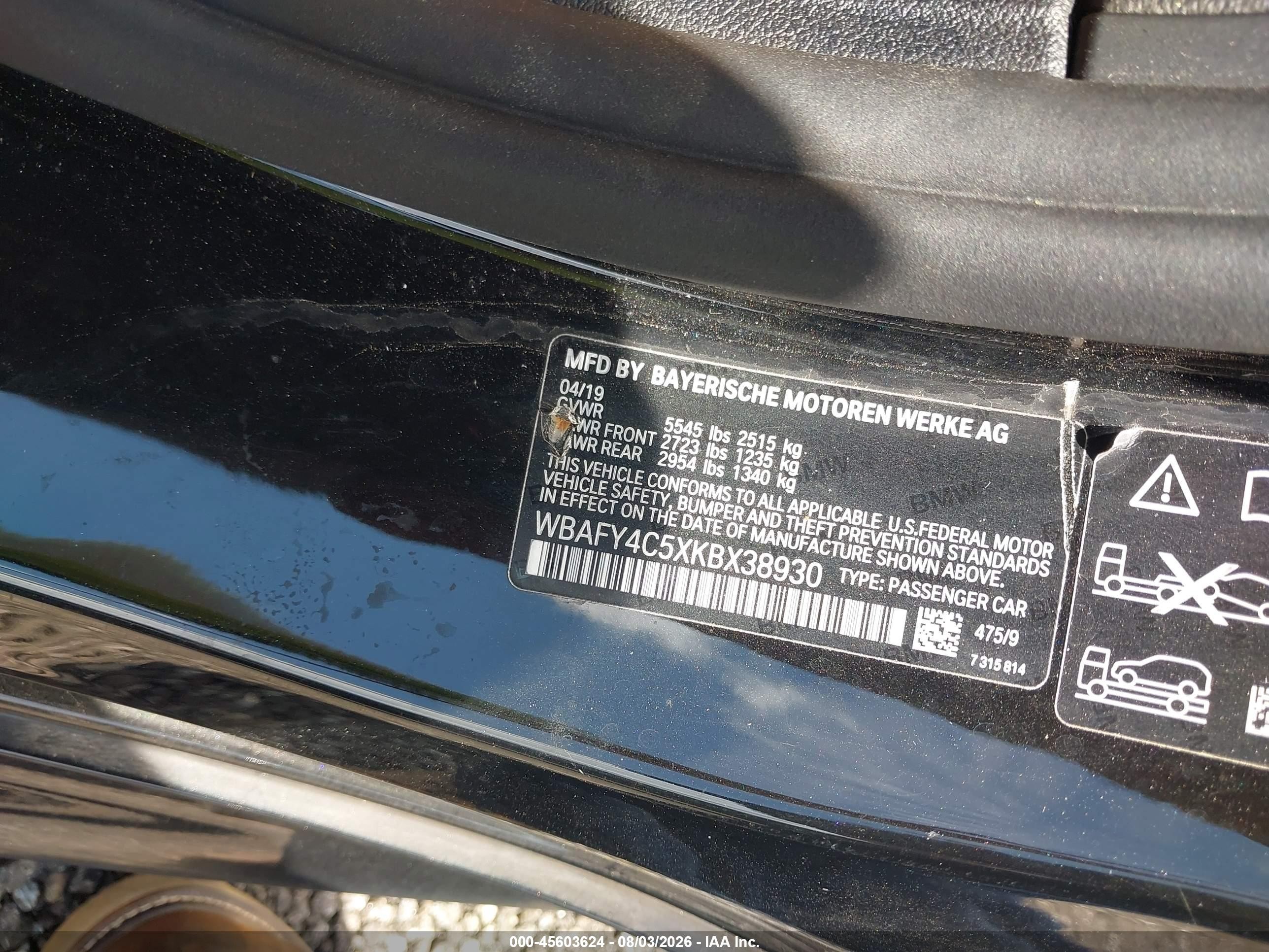 2019 BMW M850i xDrive VIN WBAFY4C5XKBX38930 IAAI salvage auction — Side, Clear (South Carolina), sold $21,800 on 2026-08-20 (photo 9)