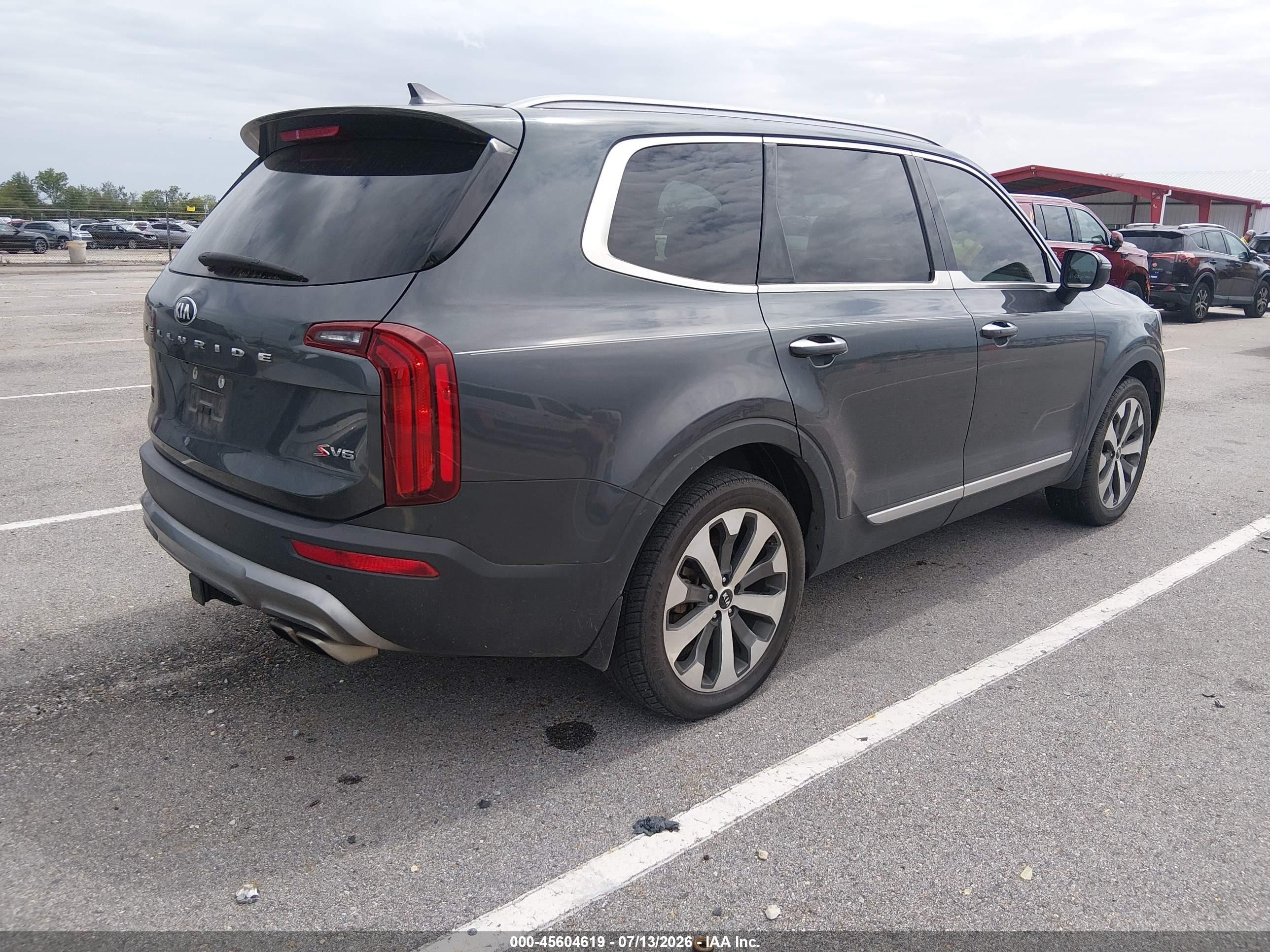 2020 Kia Telluride VIN 5XYP64HC6LG095780 IAAI salvage auction — Storm Damage, Salvage (Louisiana), sold $6,500 on 2026-09-08 (photo 4)
