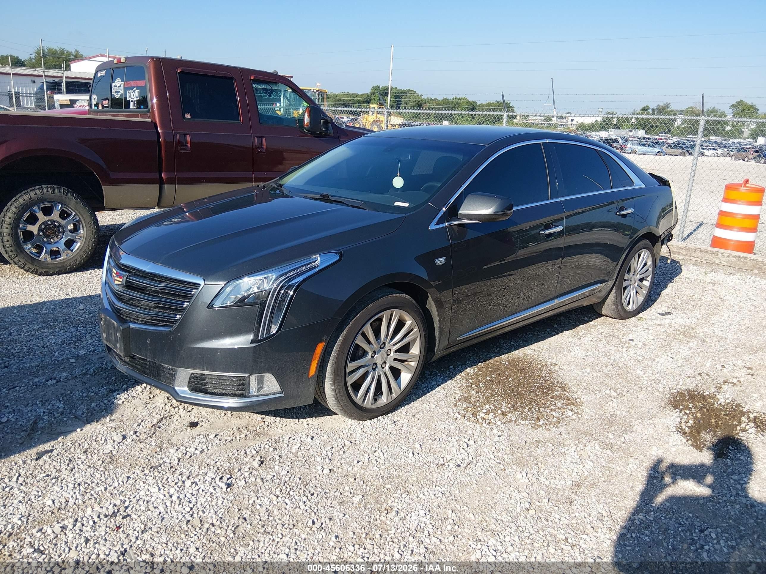 2018 Cadillac XTS VIN 2G61M5S39J9129717 IAAI salvage auction — Rear End, Salvage (Missouri), sold $3,000 on 2026-10-09 (photo 2)