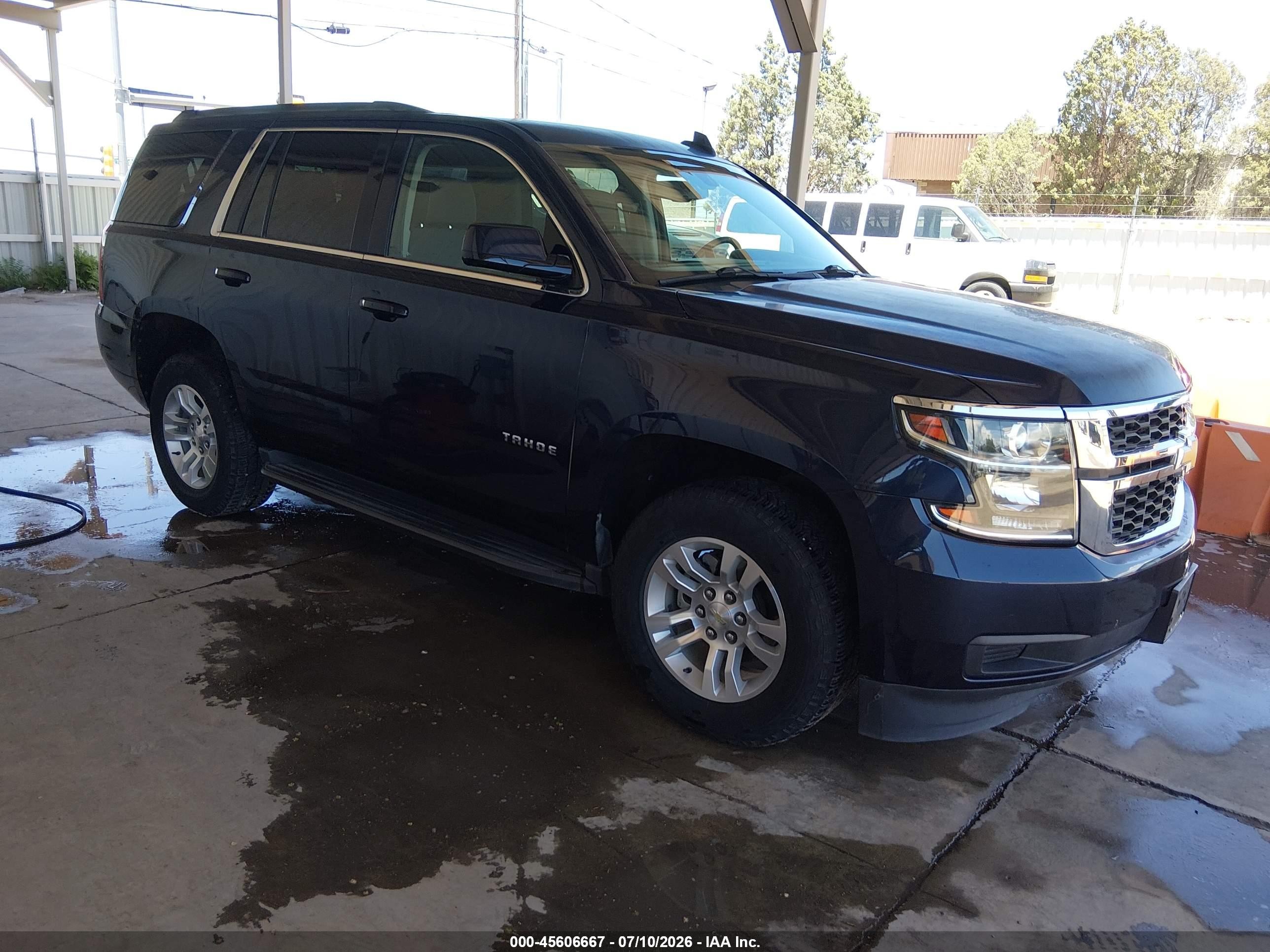2018 Chevrolet Tahoe VIN 1GNSKAEC7JR323915 — IAAI salvage auction photo