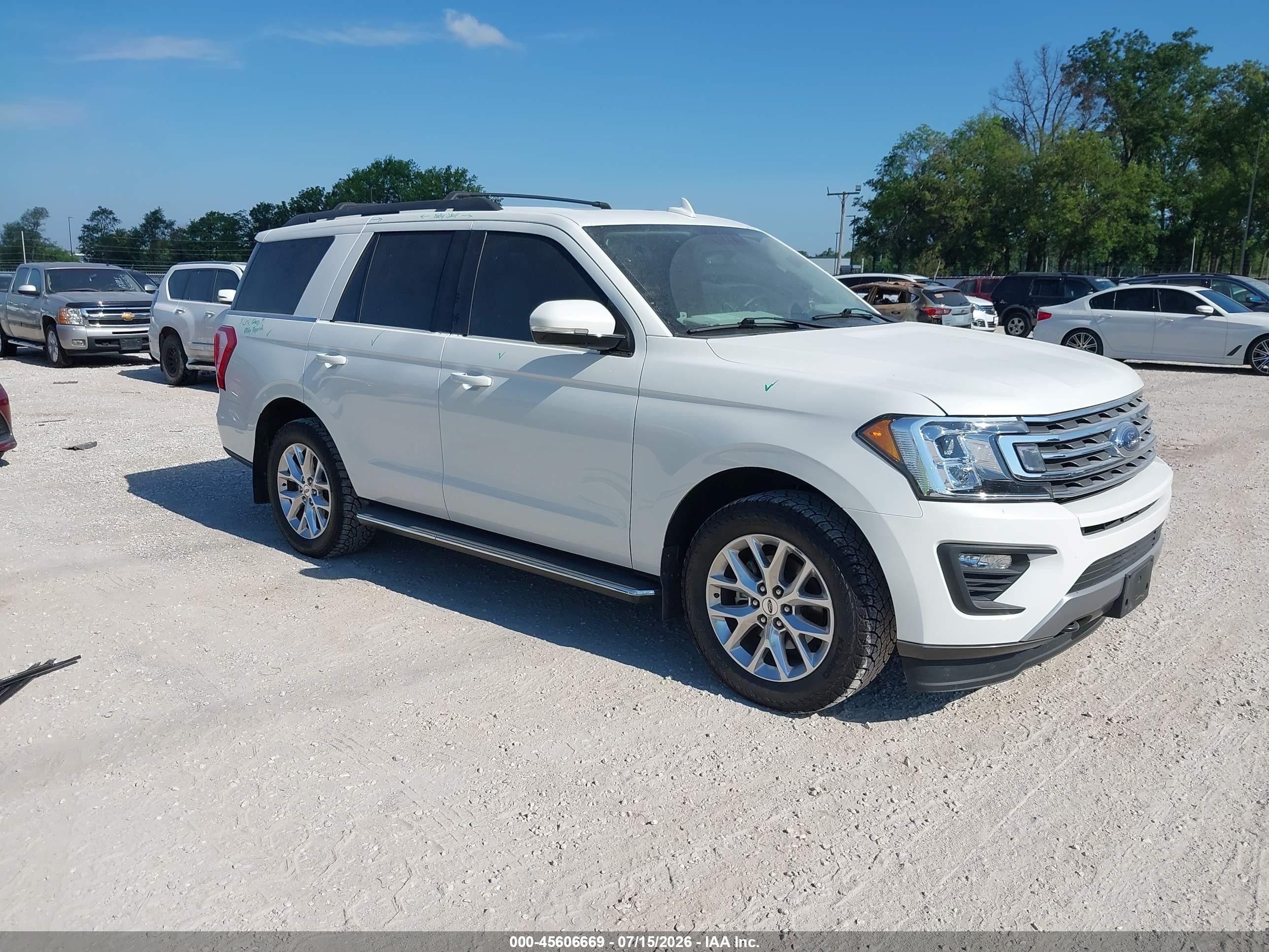 2021 Ford Expedition VIN 1FMJU1JT6MEA86779 — IAAI salvage auction photo