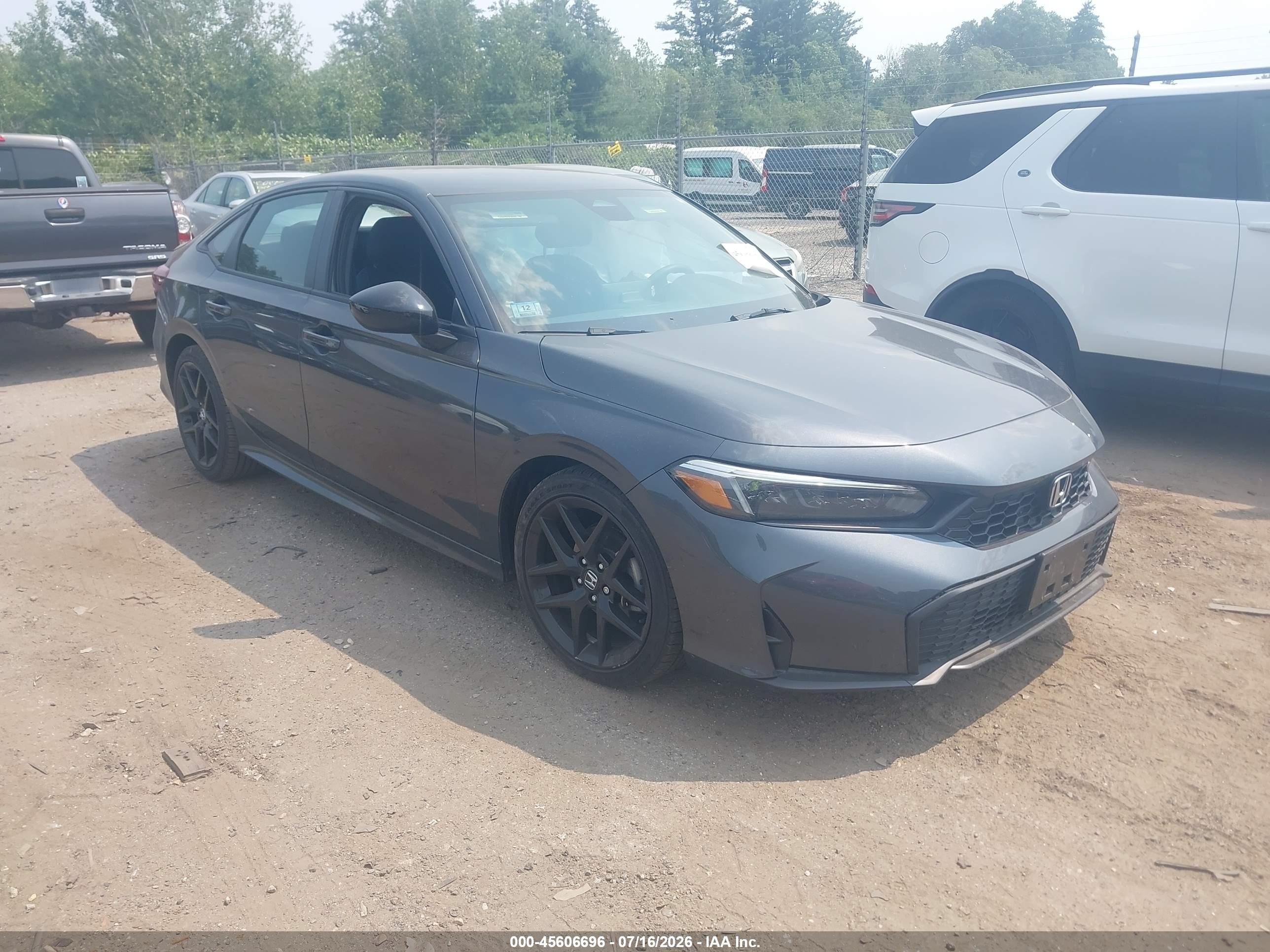 2026 Honda Civic VIN 2HGFE2F58TH542152 — IAAI salvage auction photo