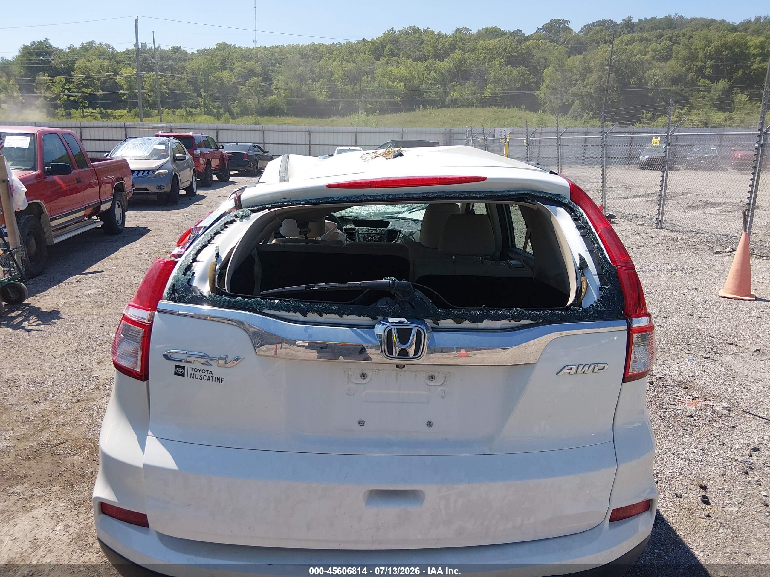 2016 Honda Cr-v VIN 5J6RM4H37GL137134 IAAI salvage auction — All Over, Salvage (Iowa), sold $1,700 on 2026-09-08 (photo 6)