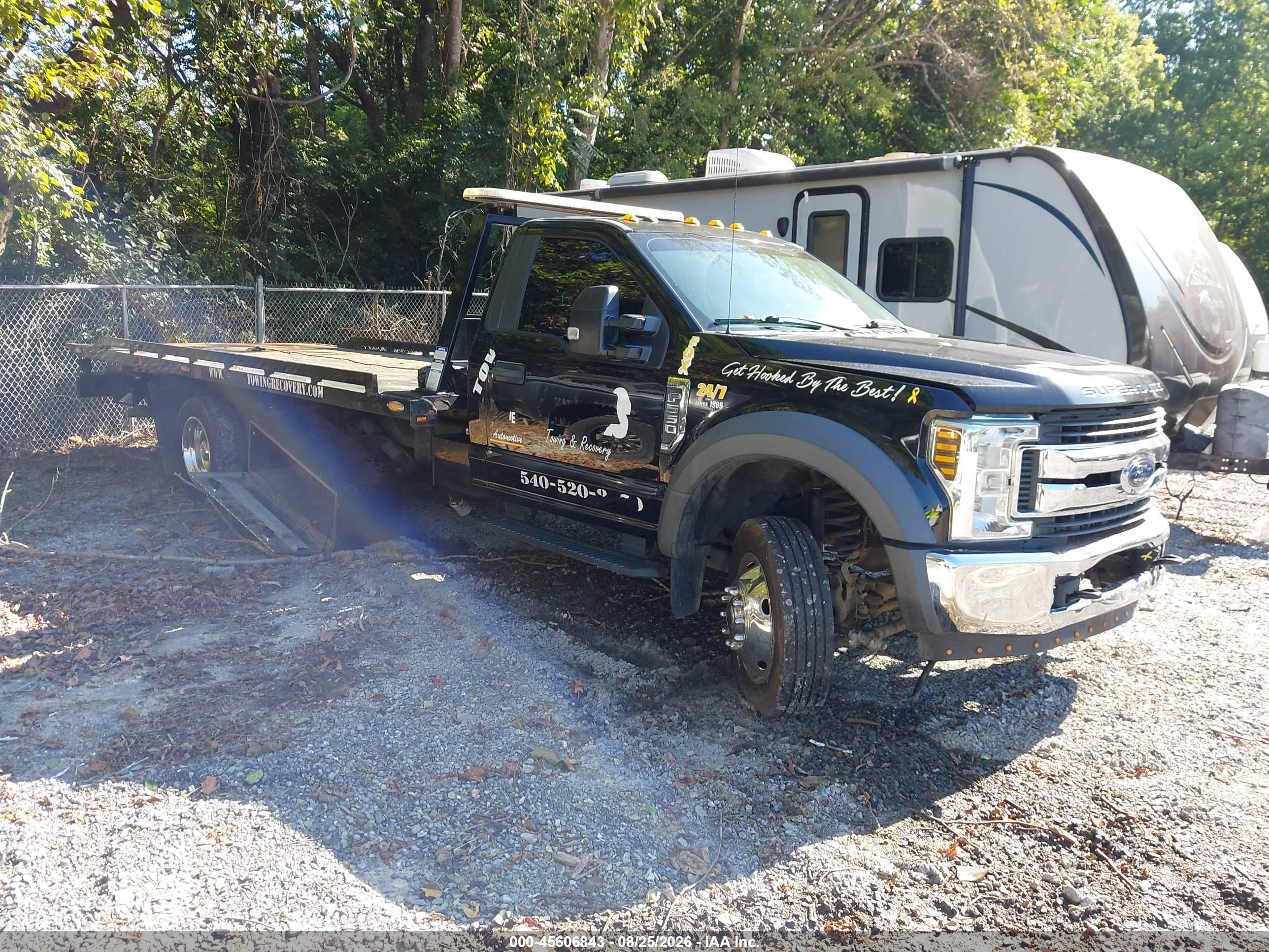 2018 Ford F-550 Chassis VIN 1FDUF5GY3JEB43887 — IAAI salvage auction photo