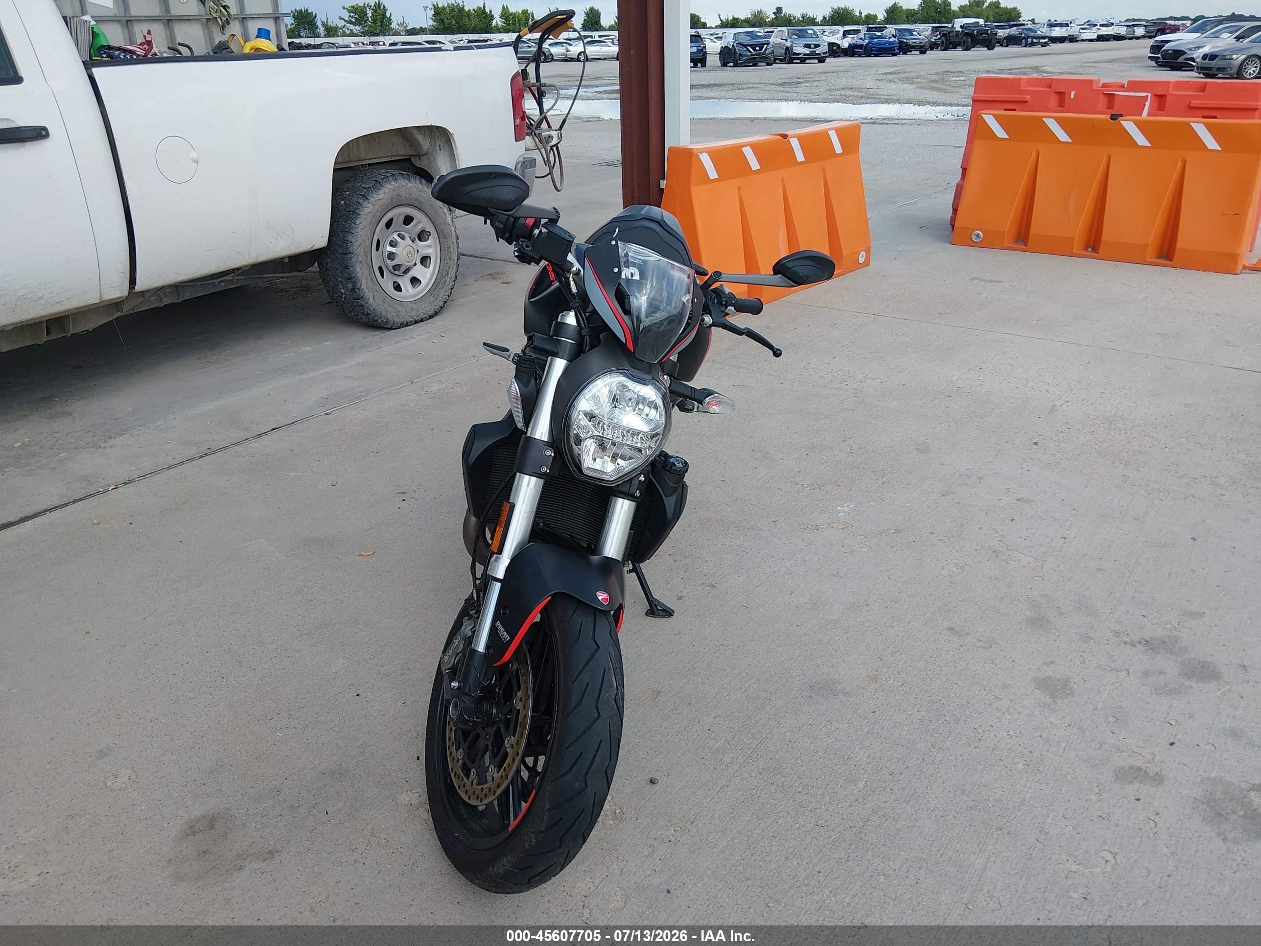 2021 Ducati MONSTER VIN ZDMMACLS9MB008626 IAAI salvage auction — All Over, Original (Texas), sold $2,950 on 2026-10-03 (photo 5)