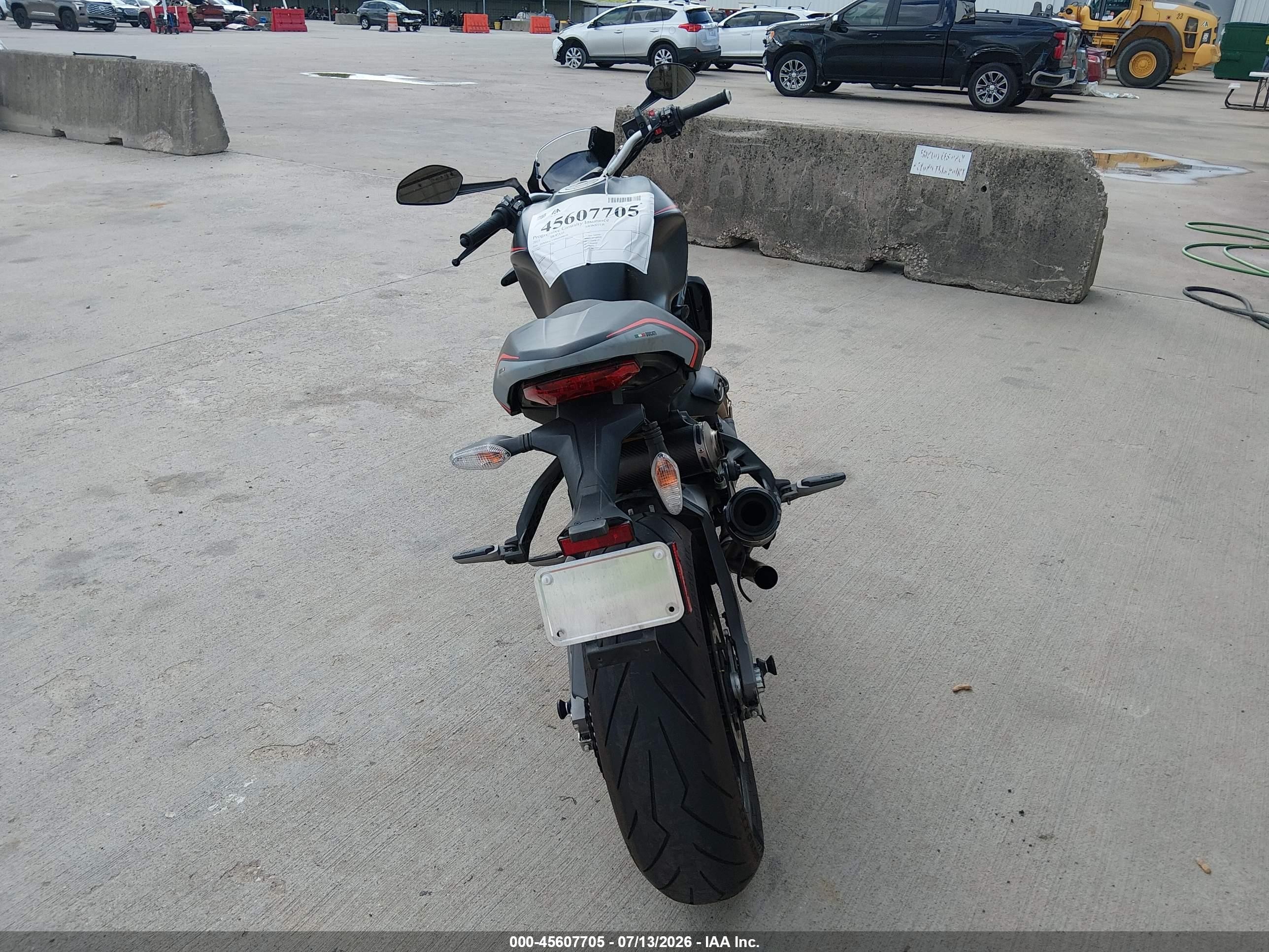 2021 Ducati MONSTER VIN ZDMMACLS9MB008626 IAAI salvage auction — All Over, Original (Texas), sold $2,950 on 2026-10-03 (photo 6)