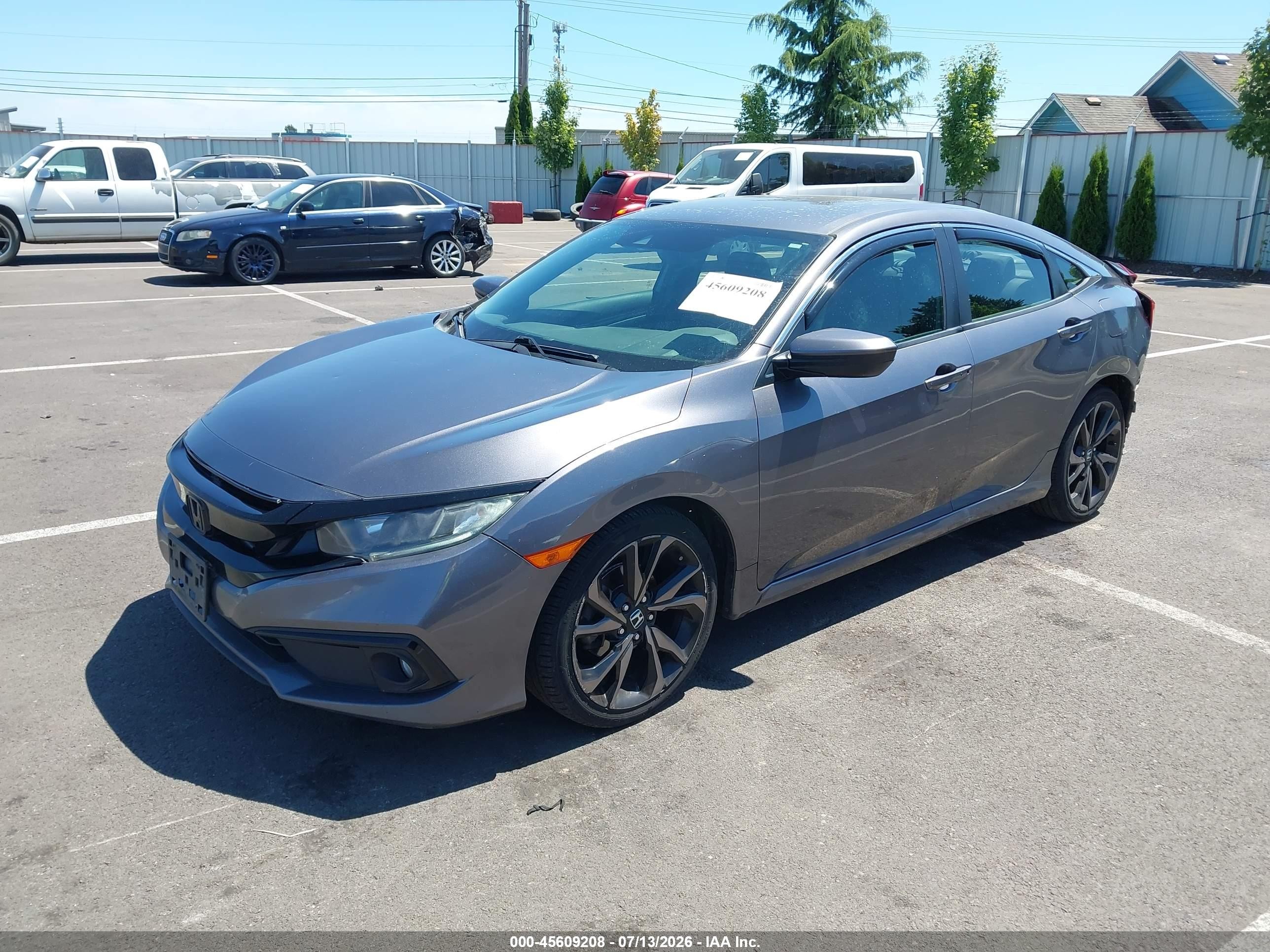 2019 Honda Civic VIN 19XFC2F82KE208336 IAAI salvage auction — Rear End, Salvage (Oregon), sold $3,650 on 2026-09-12 (photo 2)