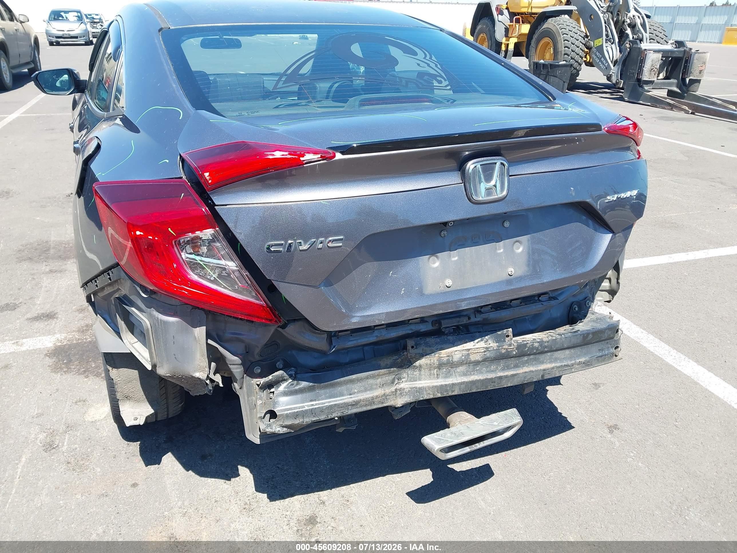 2019 Honda Civic VIN 19XFC2F82KE208336 IAAI salvage auction — Rear End, Salvage (Oregon), sold $3,650 on 2026-09-12 (photo 6)
