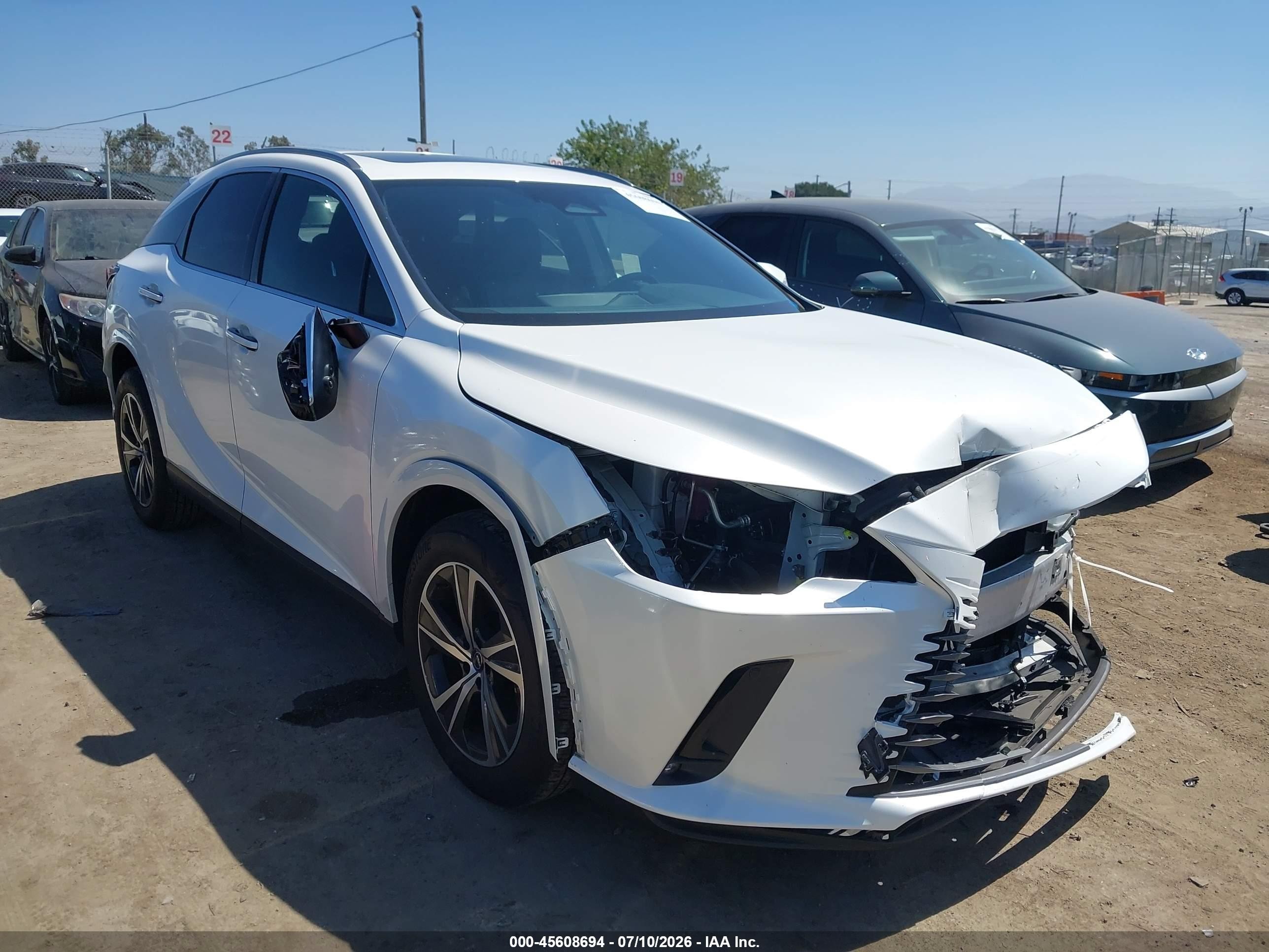2025 Lexus RX 350 VIN JTJCHMAA7S2033943 — IAAI salvage auction photo