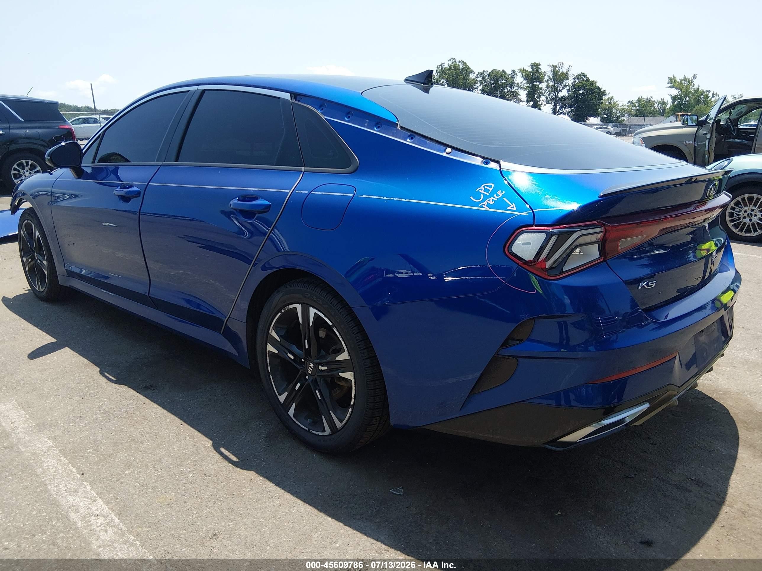 2021 Kia K5 VIN 5XXG64J29MG064854 IAAI salvage auction — Front & Rear, Salvage (New Jersey), sold $3,075 on 2026-08-31 (photo 3)