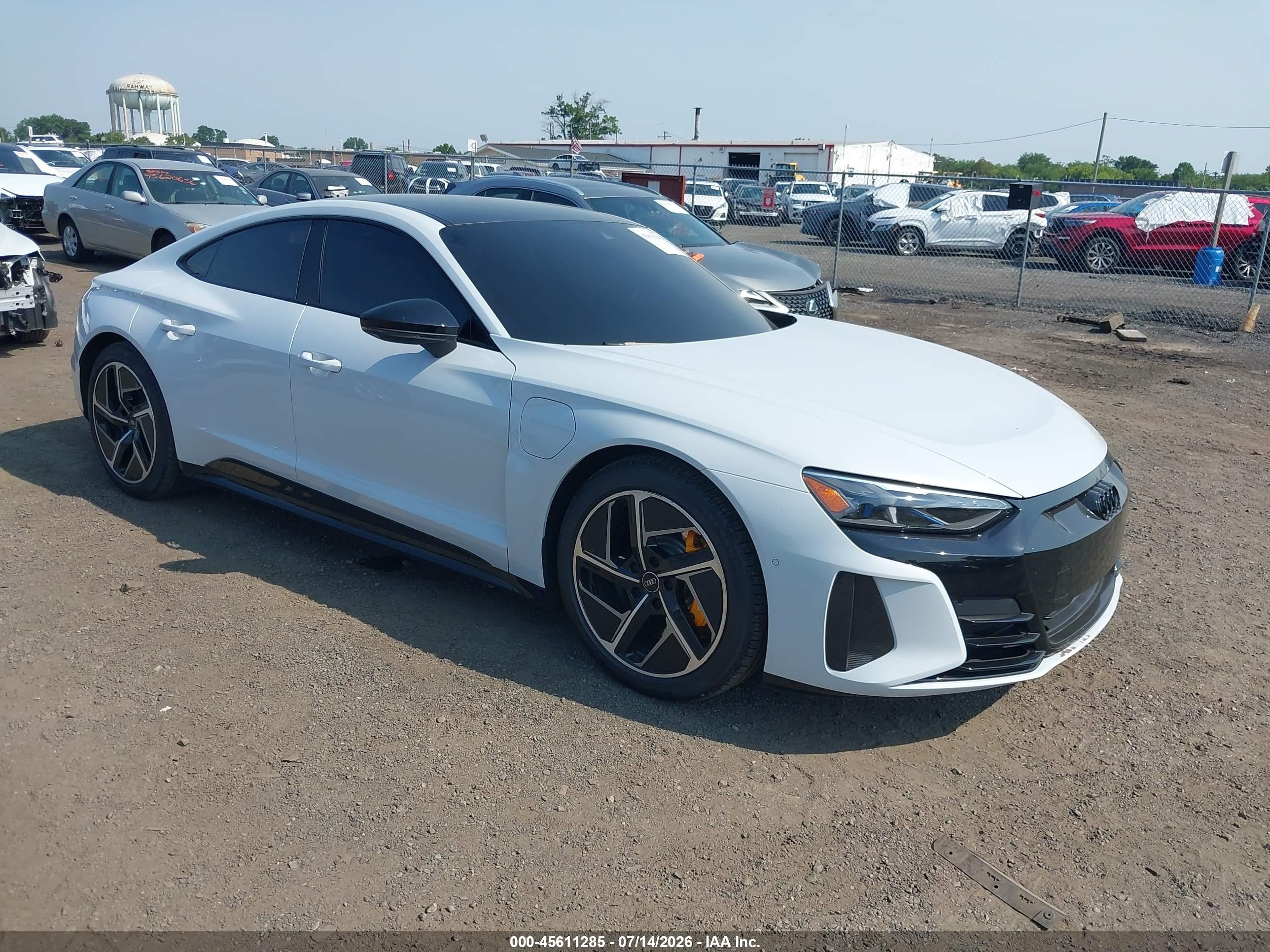 2024 Audi RS e-tron GT VIN WAUBHBFW0R7900651 — IAAI salvage auction photo
