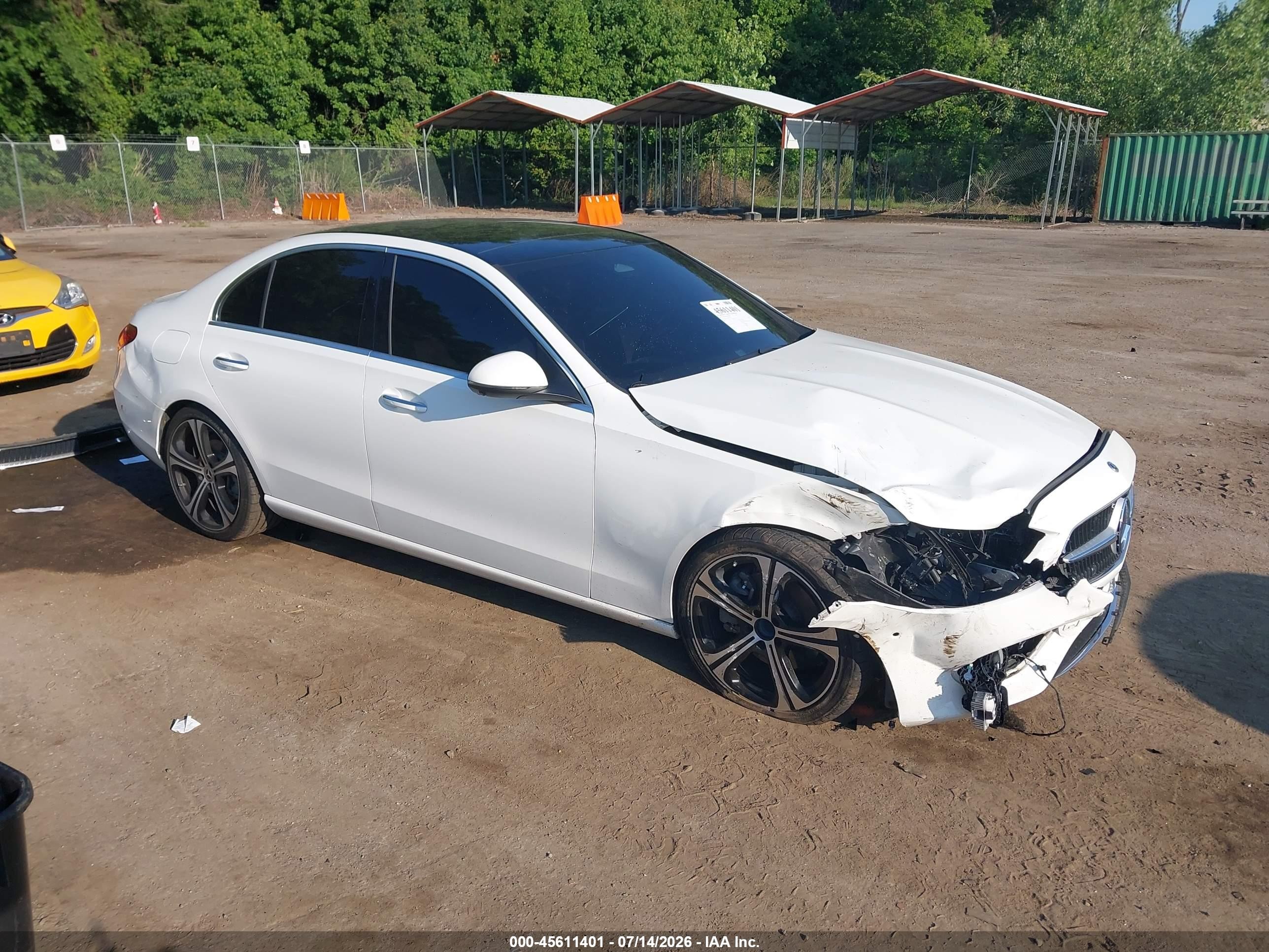 2022 Mercedes-Benz C-Class VIN W1KAF4GB0NR031565 — IAAI salvage auction photo