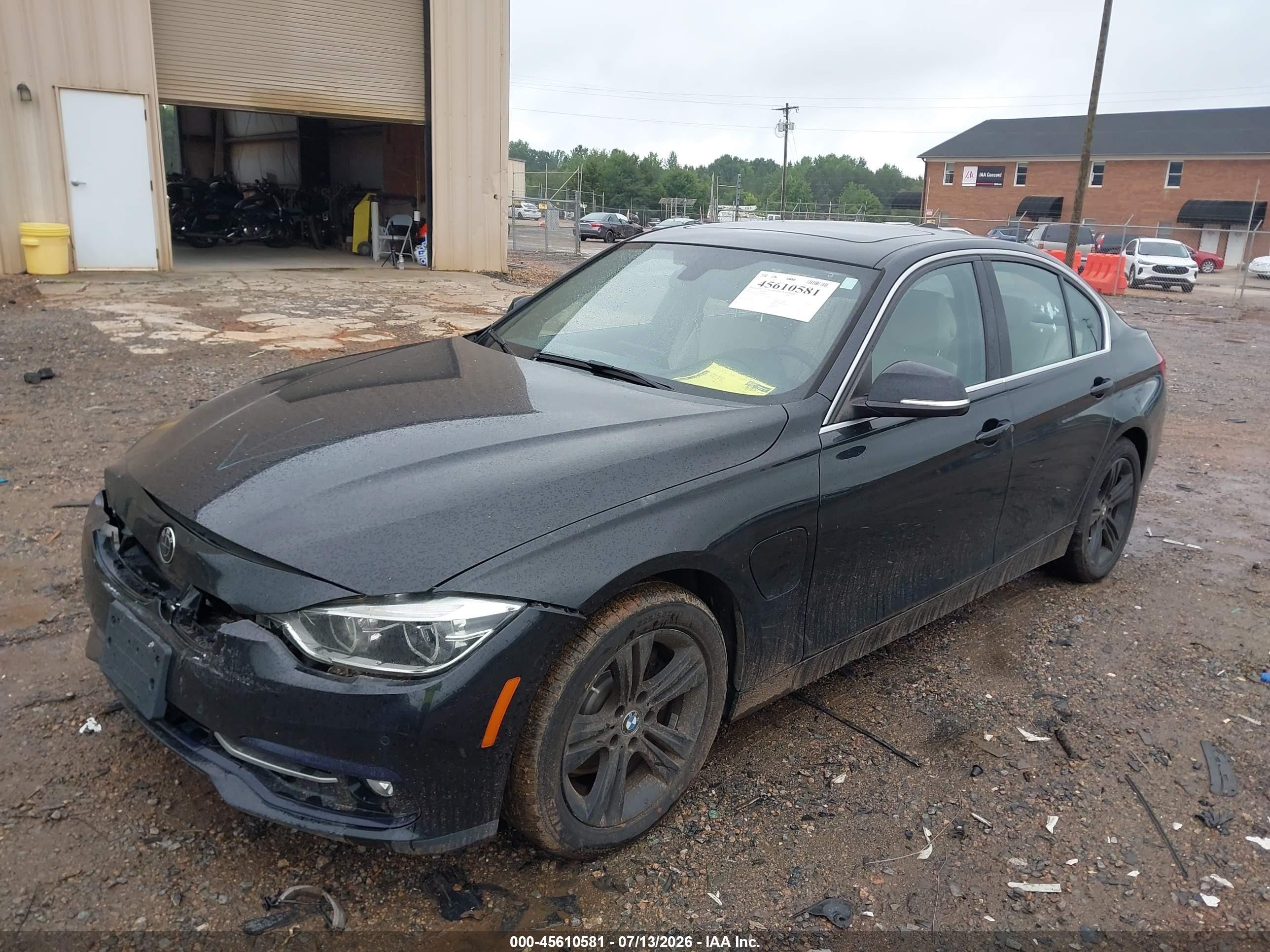 2017 BMW 3 Series VIN WBA8E1C50HK480362 IAAI salvage auction — Front End, Salvage (North Carolina), sold $5,600 on 2026-08-20 (photo 2)