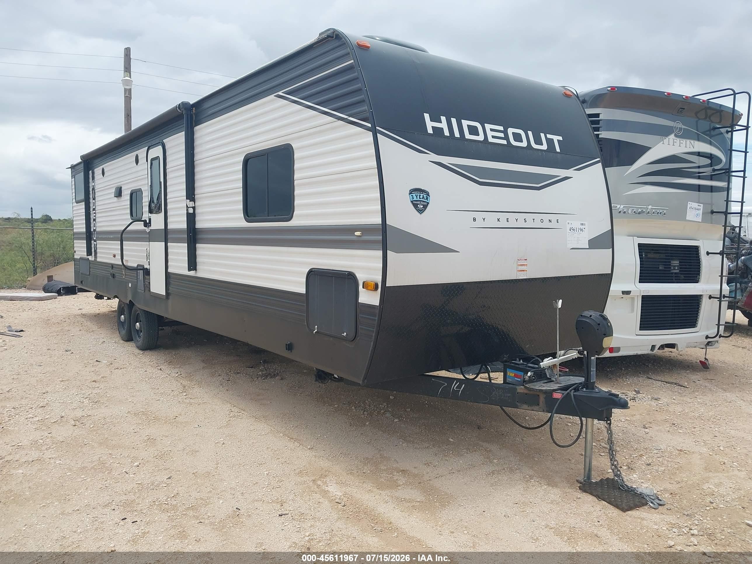 2022 Keystone M-32lbh VIN 4YDTH1R20N7248714 IAAI salvage auction — Hail, Original (Texas), sold $7,450 on 2026-10-15 (photo 1)