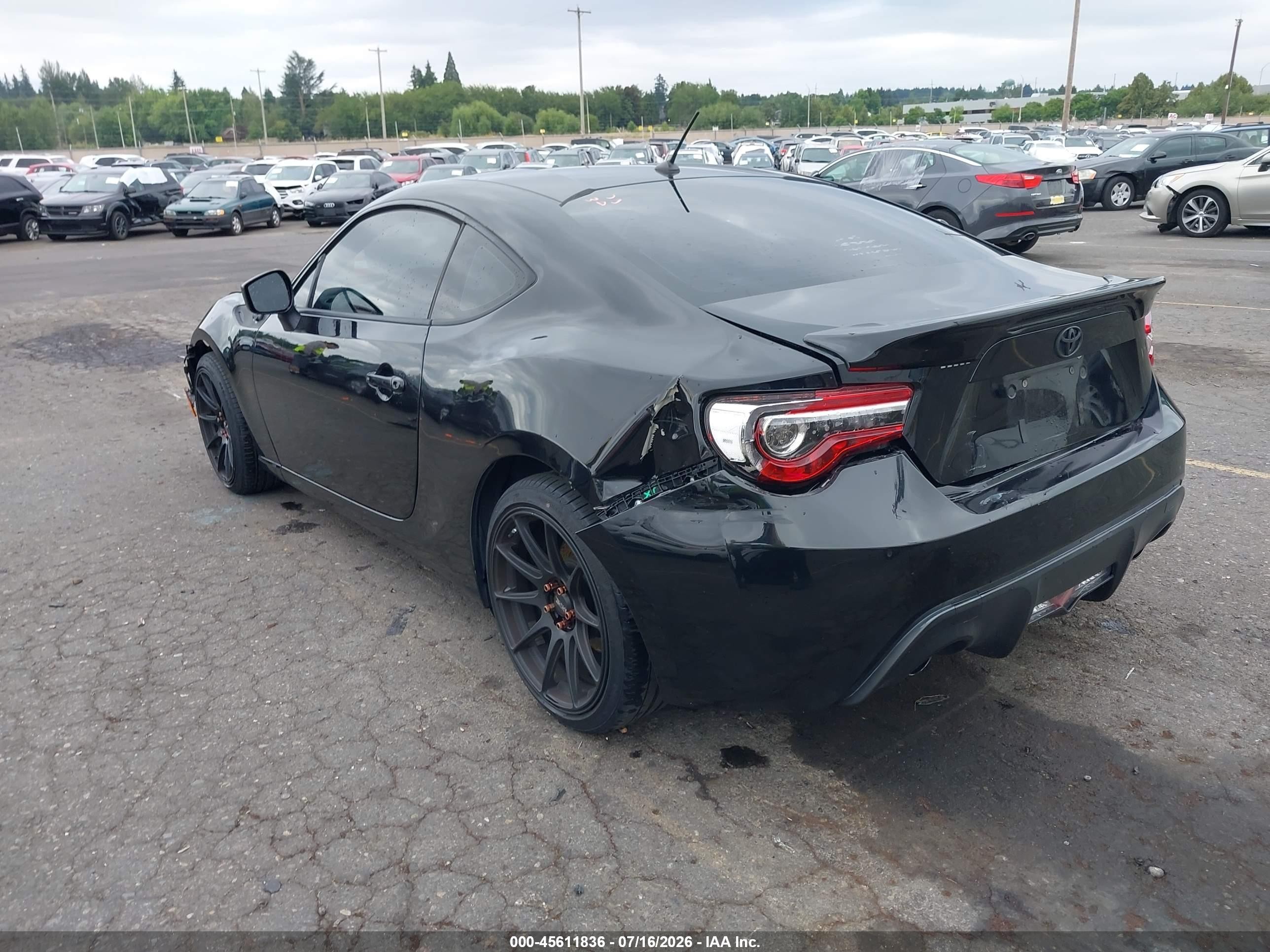 2014 Scion FR-S VIN JF1ZNAA13E8709008 IAAI salvage auction — Front & Rear, Salvage (Oregon), sold $3,550 on 2026-09-23 (photo 3)