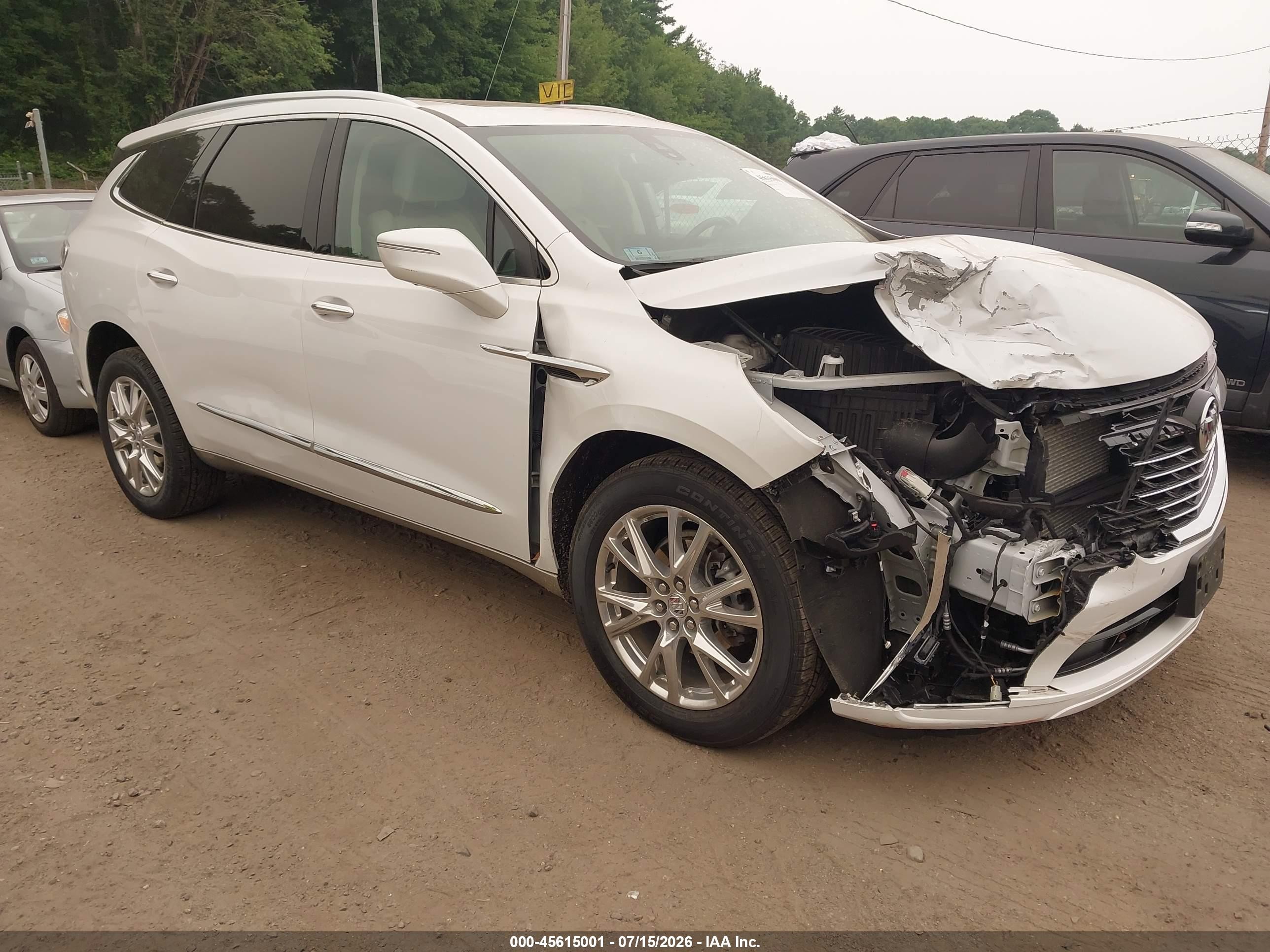 2024 Buick Enclave VIN 5GAEVBKW4RJ120624 — IAAI salvage auction photo