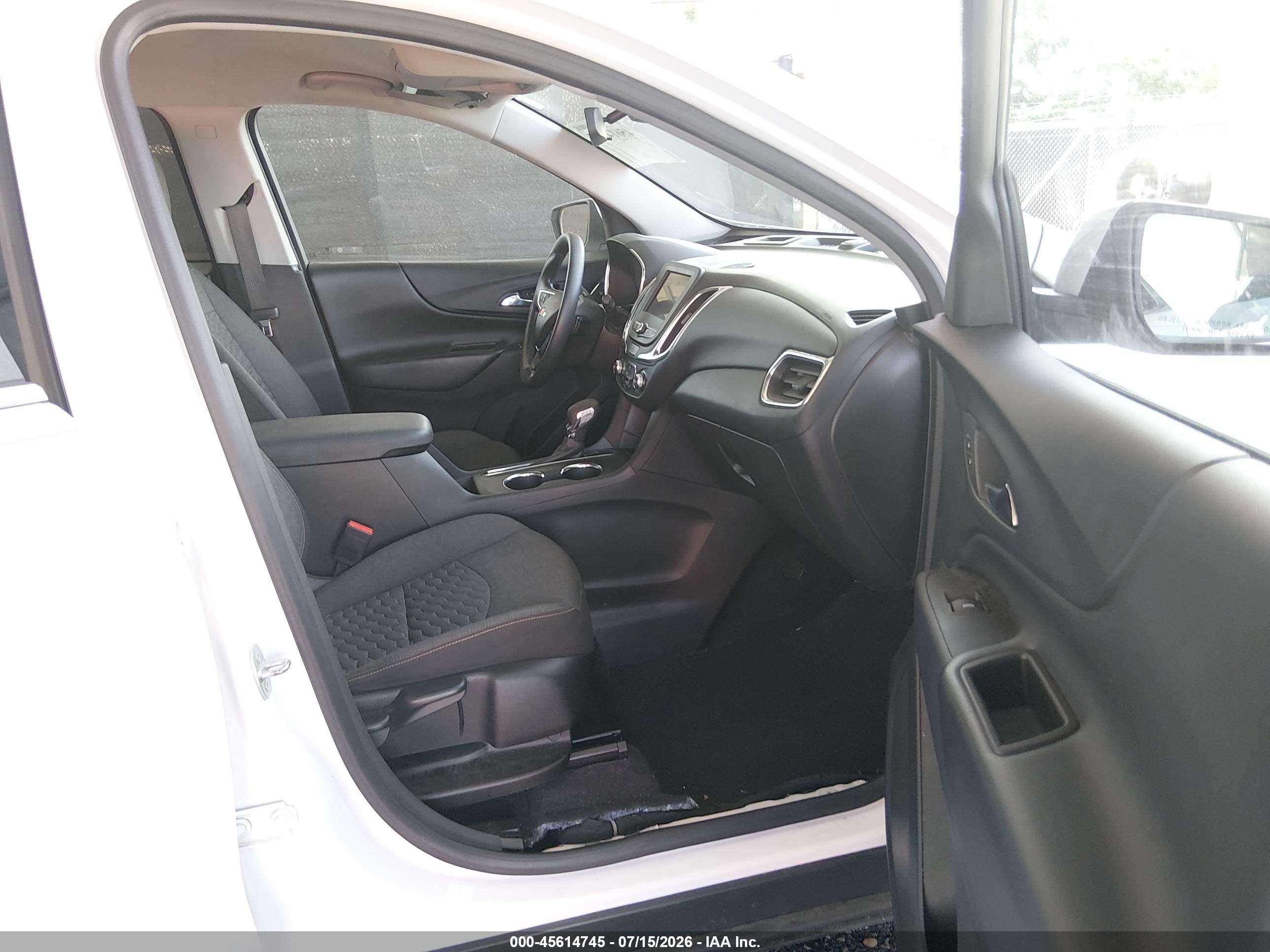 2021 Chevrolet Equinox VIN 3GNAXUEV0ML367217 IAAI salvage auction — Side, Salvage (Delaware), sold $4,500 on 2026-09-13 (photo 5)