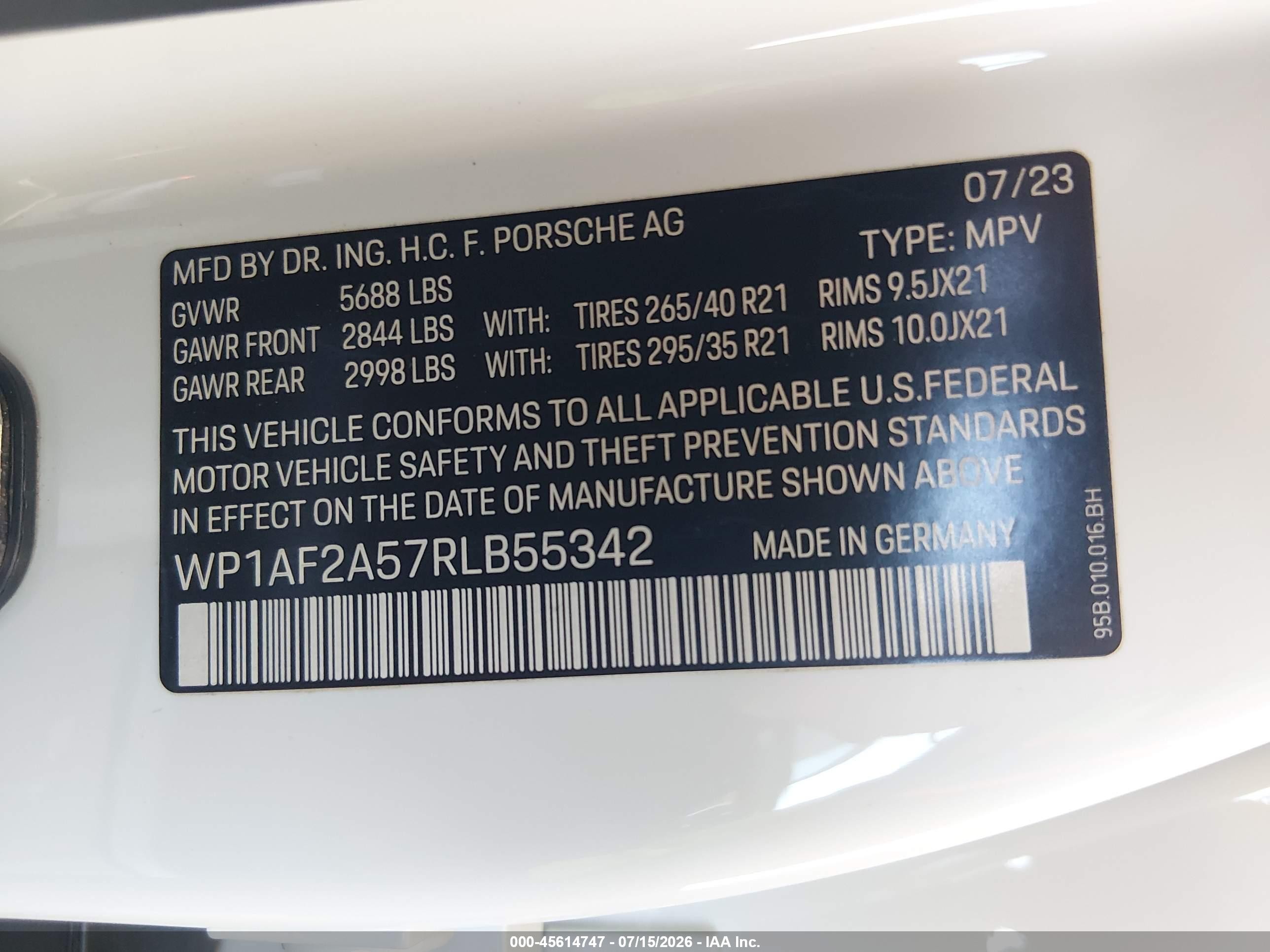 2024 Porsche Macan VIN WP1AF2A57RLB55342 IAAI salvage auction — Rear End, Salvage (California), sold $33,250 on 2026-08-17 (photo 9)