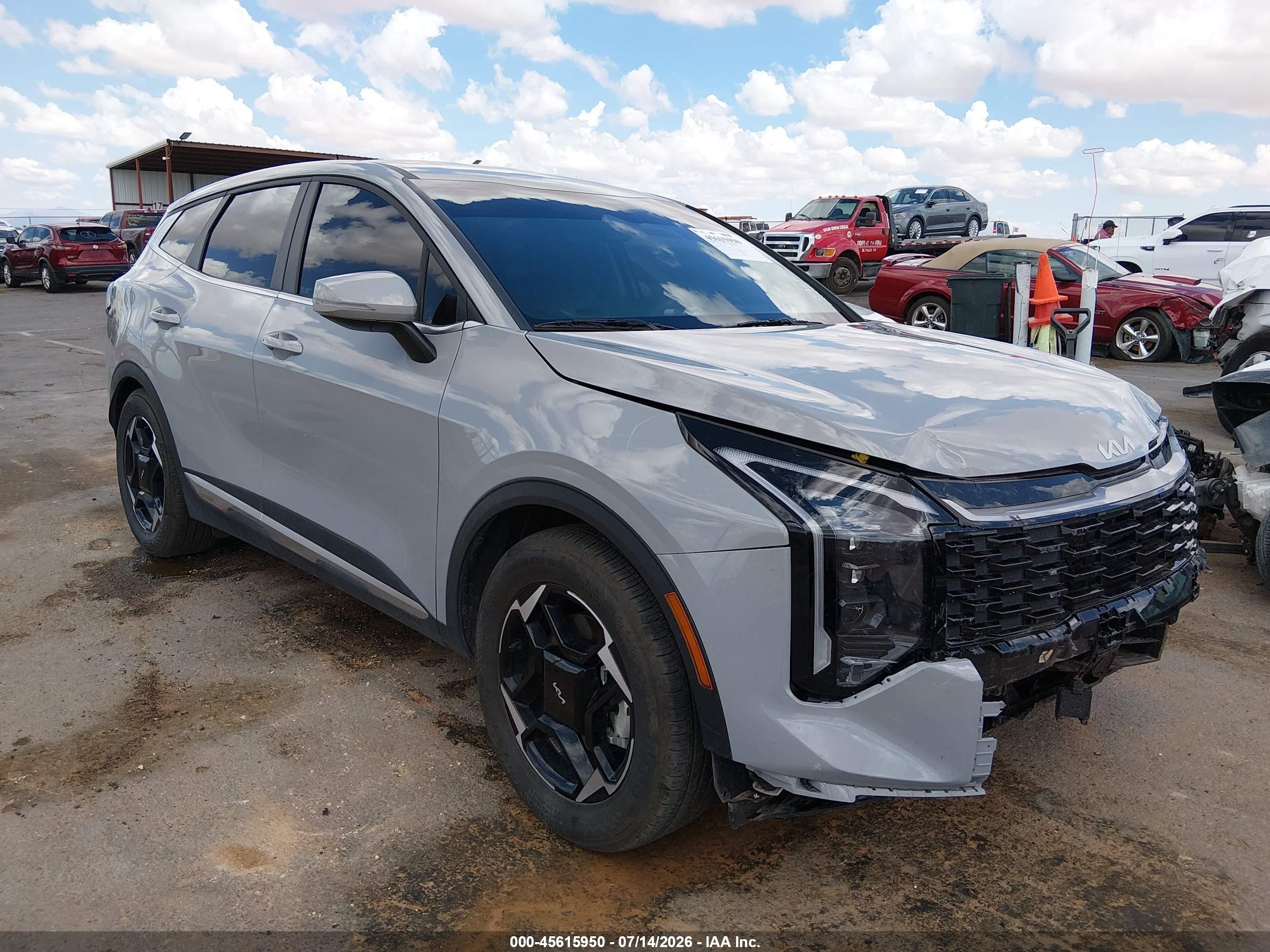 2026 Kia Sportage VIN 5XYK33DF6TG371341 — IAAI salvage auction photo