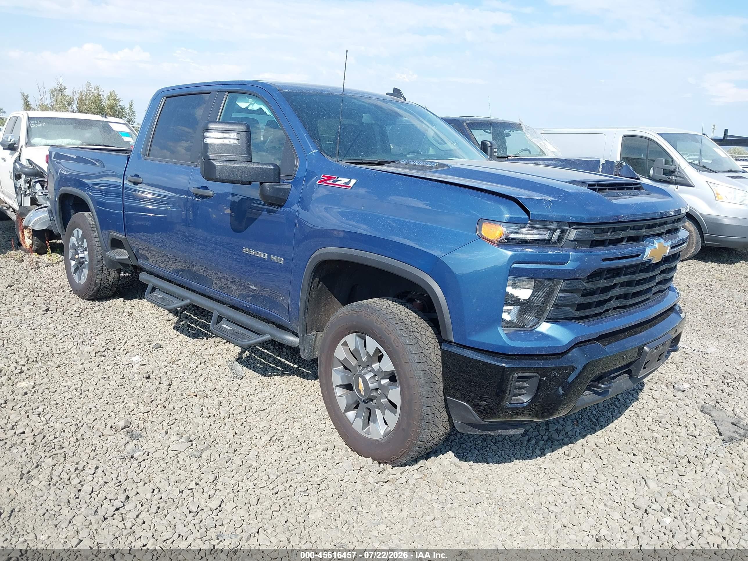 2025 Chevrolet Silverado 2500 VIN 2GC4KMEY7S1109077 — IAAI salvage auction photo