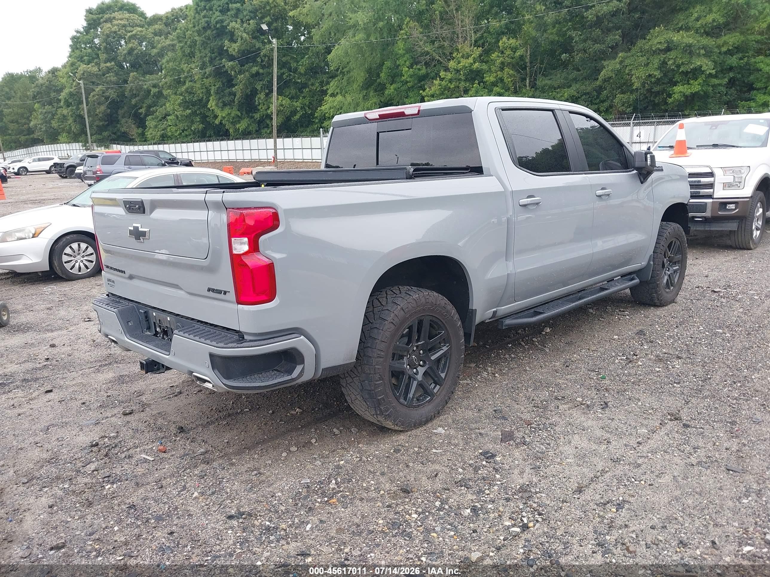 2025 Chevrolet Silverado VIN 3GCUKEE80SG257679 IAAI salvage auction — Front End, Salvage (Georgia), sold $23,650 on 2026-08-27 (photo 4)