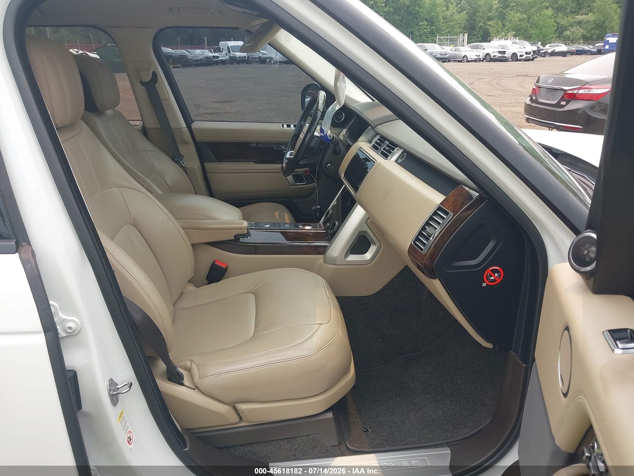 2018 Land Rover Range Rover VIN SALGS2RE3JA503898 IAAI salvage auction — Water/Flood, Salvage (Idaho), sold $7,300 on 2026-09-12 (photo 5)