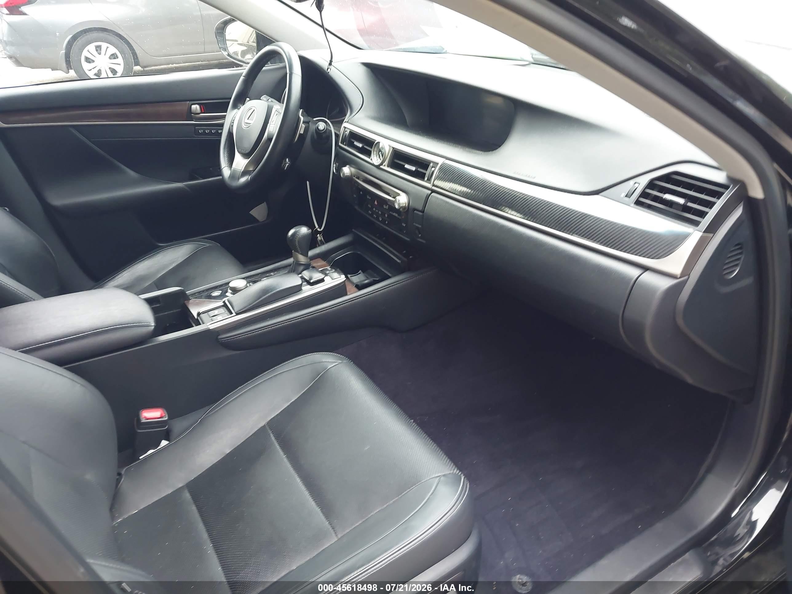 2013 Lexus Gs VIN JTHCE1BL3D5019323 IAAI salvage auction — Front End, Salvage (Rhode Island), sold $1,300 on 2026-09-08 (photo 5)