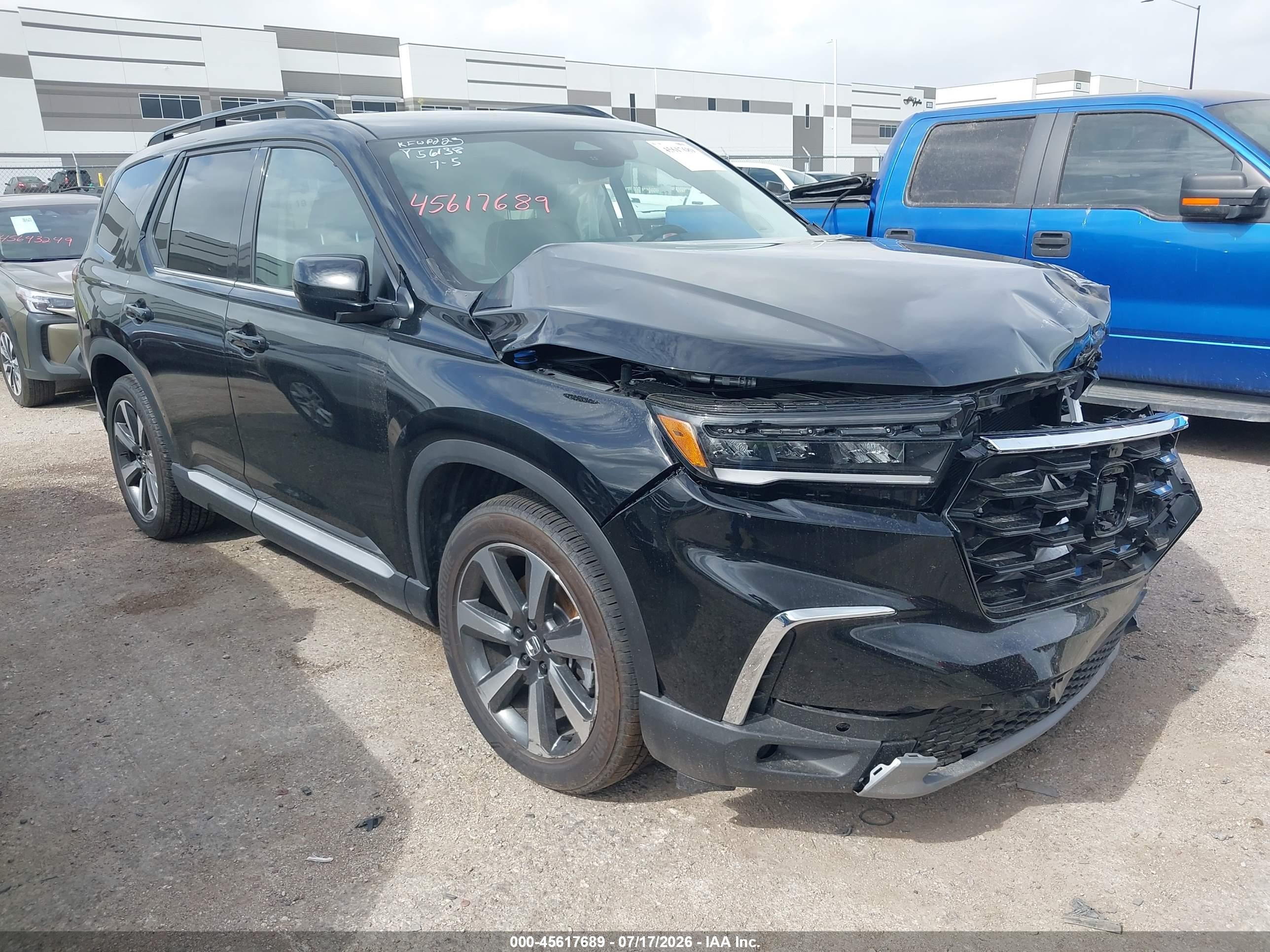 2025 Honda Pilot VIN 5FNYG1H87SB131705 — IAAI salvage auction photo