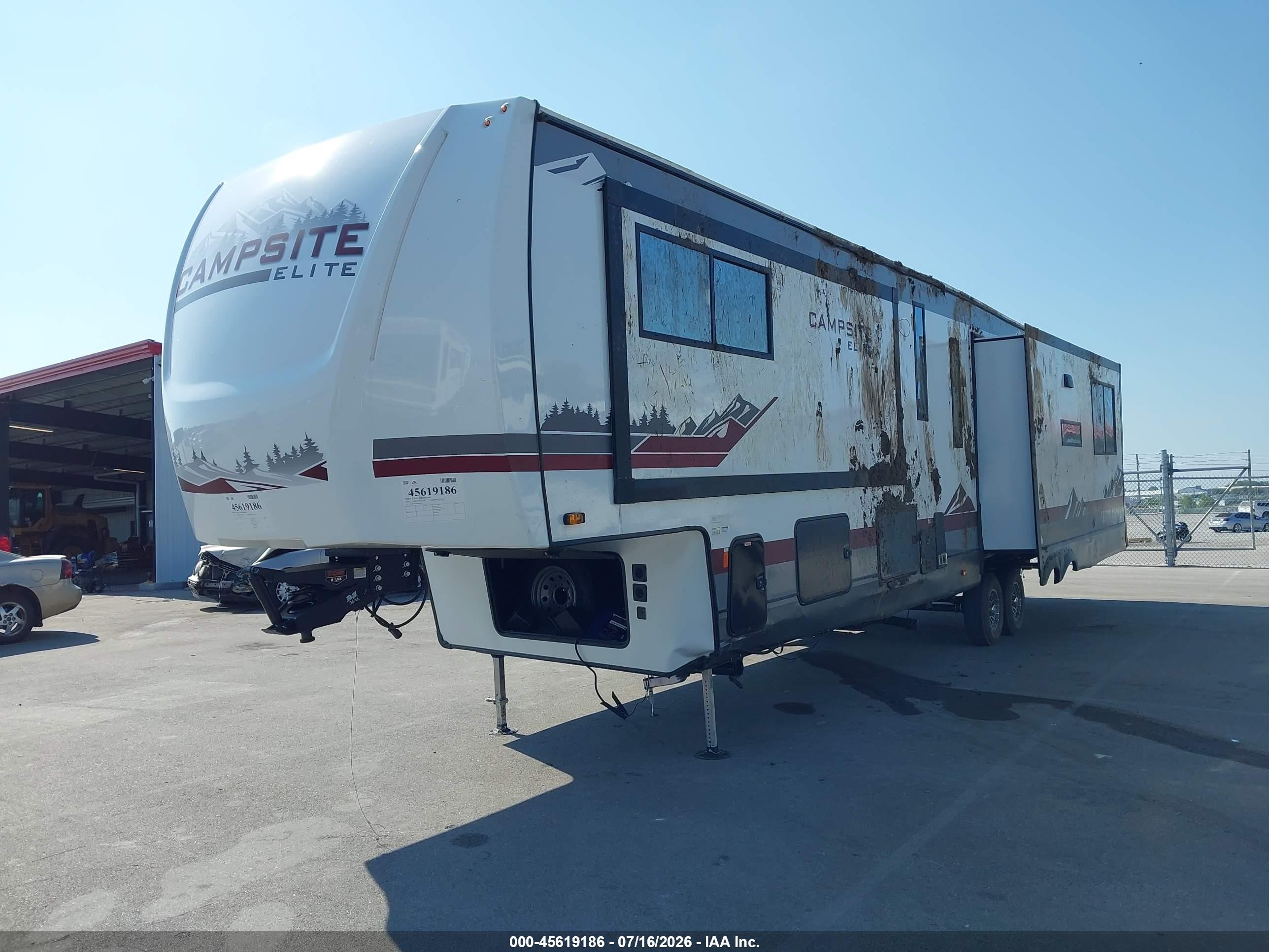 2026 Forest River Campsite VIN 5ZT3CR1B6T6000240 IAAI salvage auction — Rollover, Regular Certificate (Iowa), sold $16,500 on 2026-09-25 (photo 2)