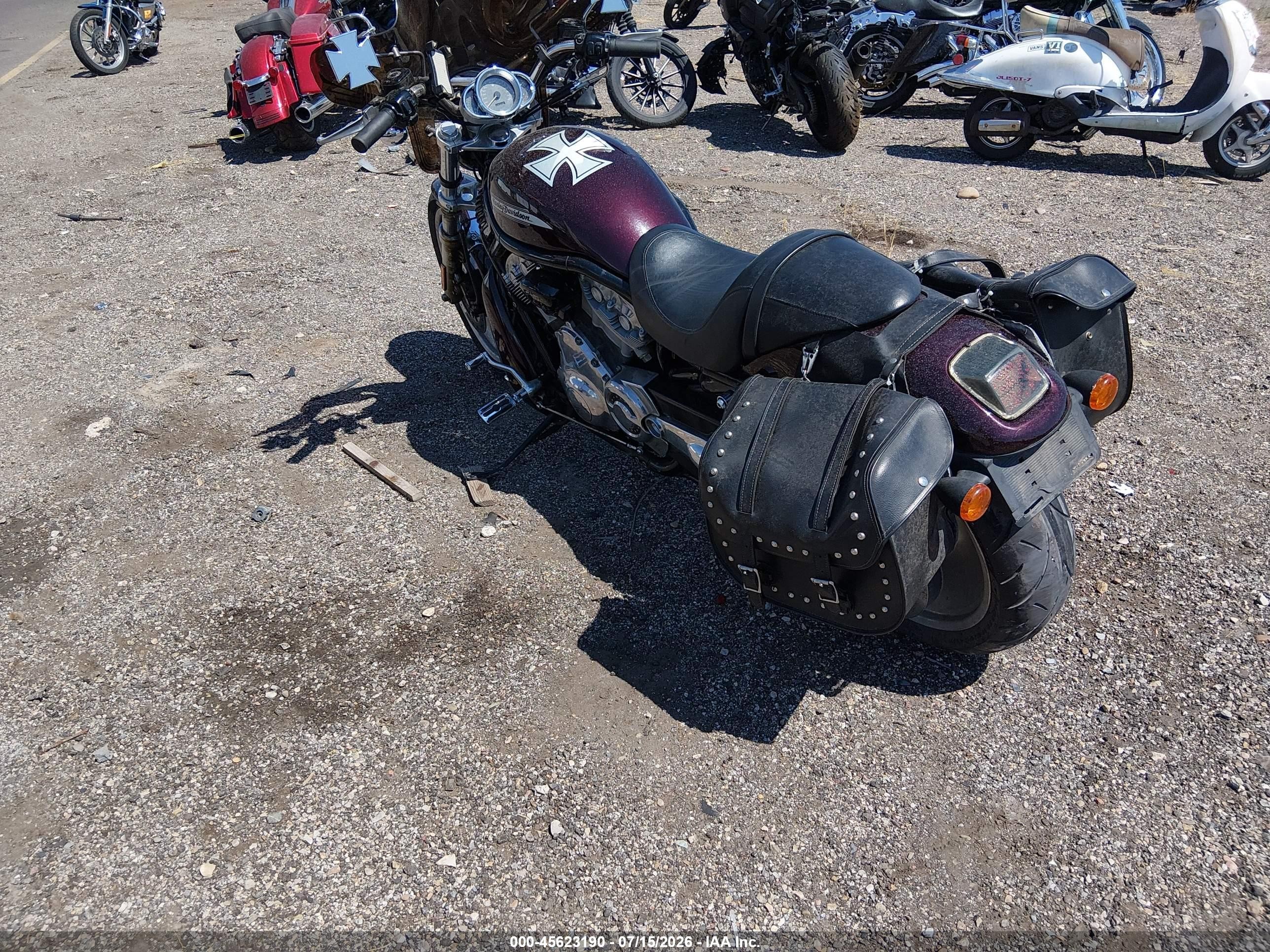 2005 Harley-davidson Vrscb VIN 1HD1HBZ115K803110 IAAI salvage auction — Side, Salvage (Idaho), sold $1,000 on 2026-09-08 (photo 3)