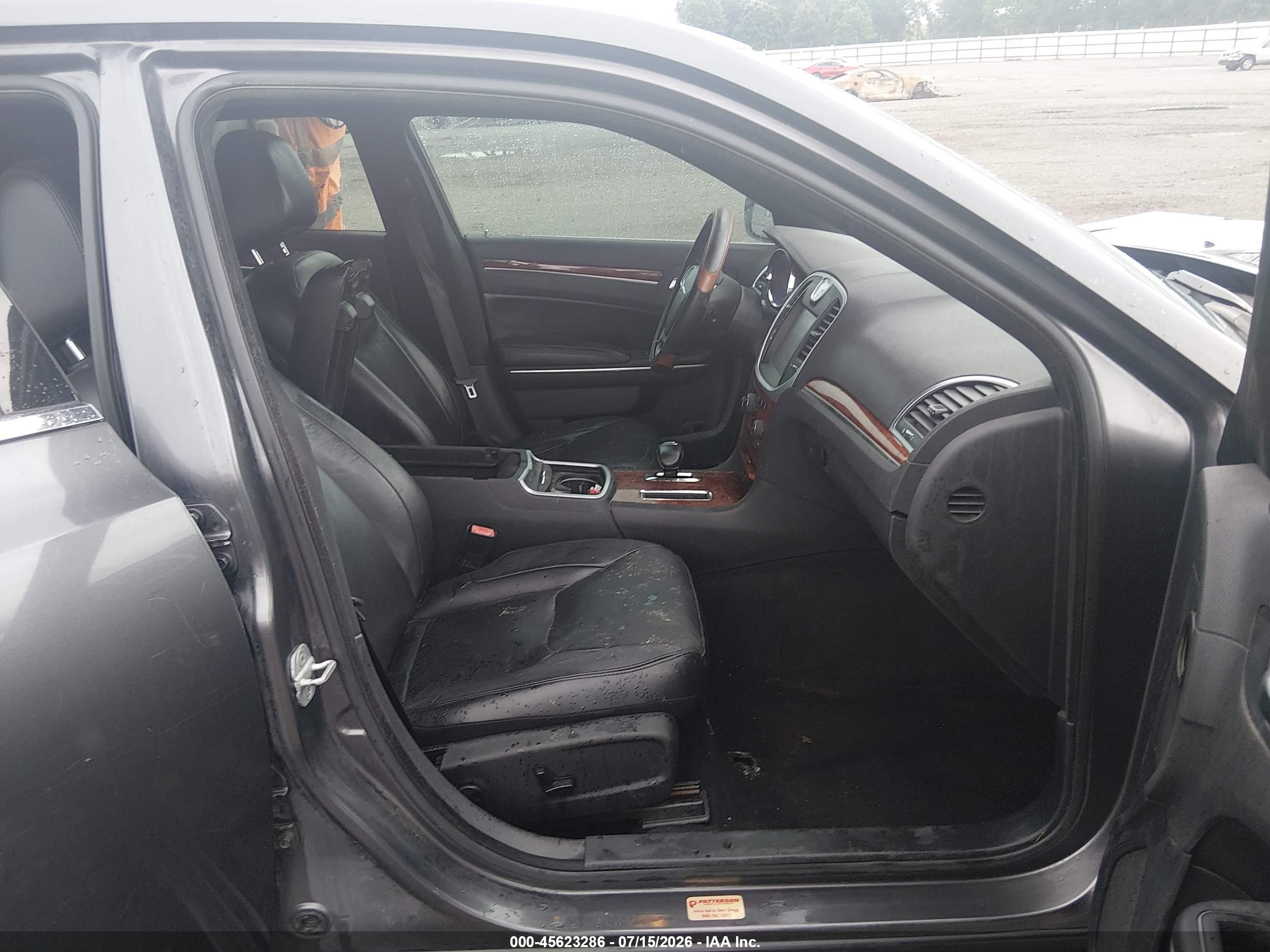 2013 Chrysler 300 VIN 2C3CCAAG3DH559960 IAAI salvage auction — Front End, Clear (Arkansas), sold $1,150 on 2026-09-11 (photo 5)