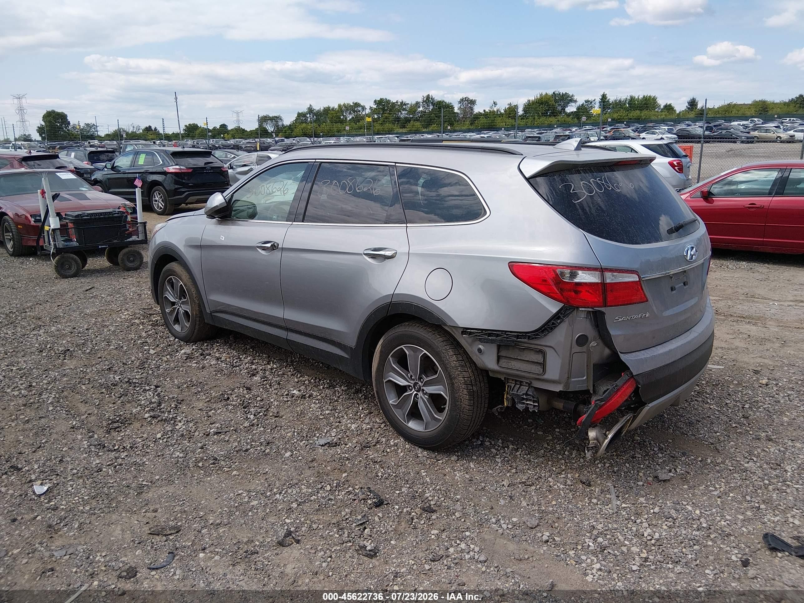 2016 Hyundai Santa fe VIN KM8SMDHF8GU152071 IAAI salvage auction — Theft, Salvage (Illinois), sold $1,100 on 2026-09-02 (photo 3)