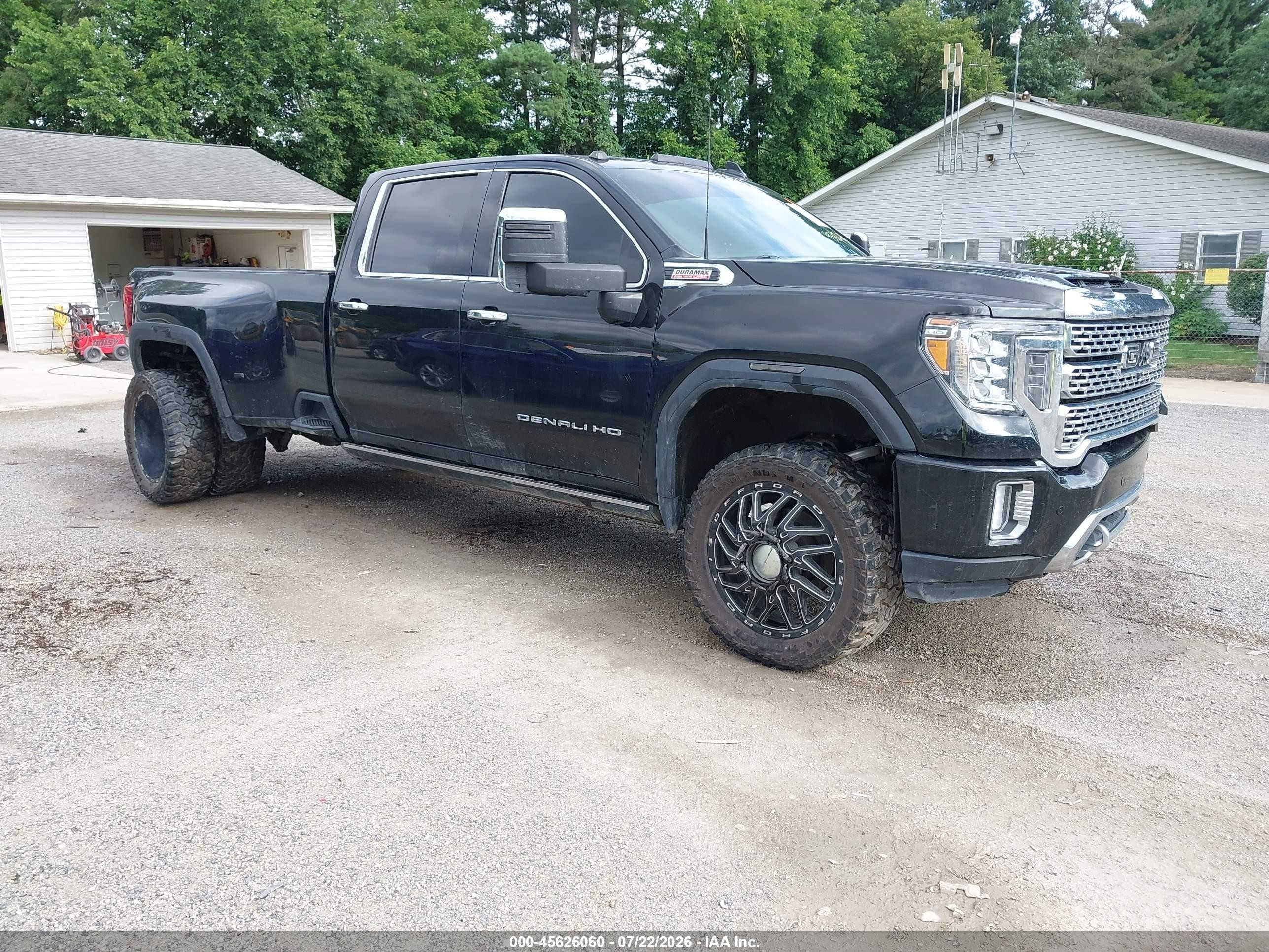 2023 GMC Sierra 3500 HD VIN 1GT49WEY9PF133324 — IAAI salvage auction photo