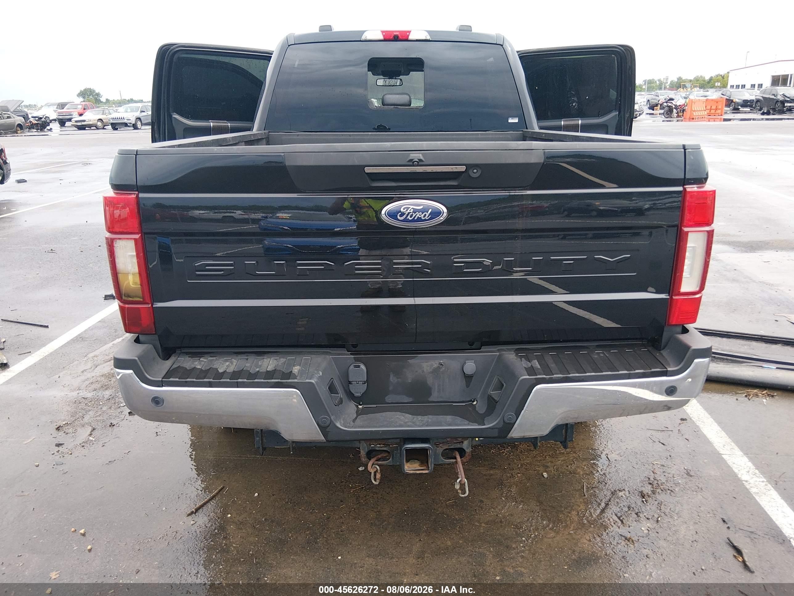 2020 Ford F-350 VIN 1FT8W3BTXLEC19873 IAAI salvage auction — Water/Flood, Junk (Illinois), sold $8,800 on 2026-09-29 (photo 8)