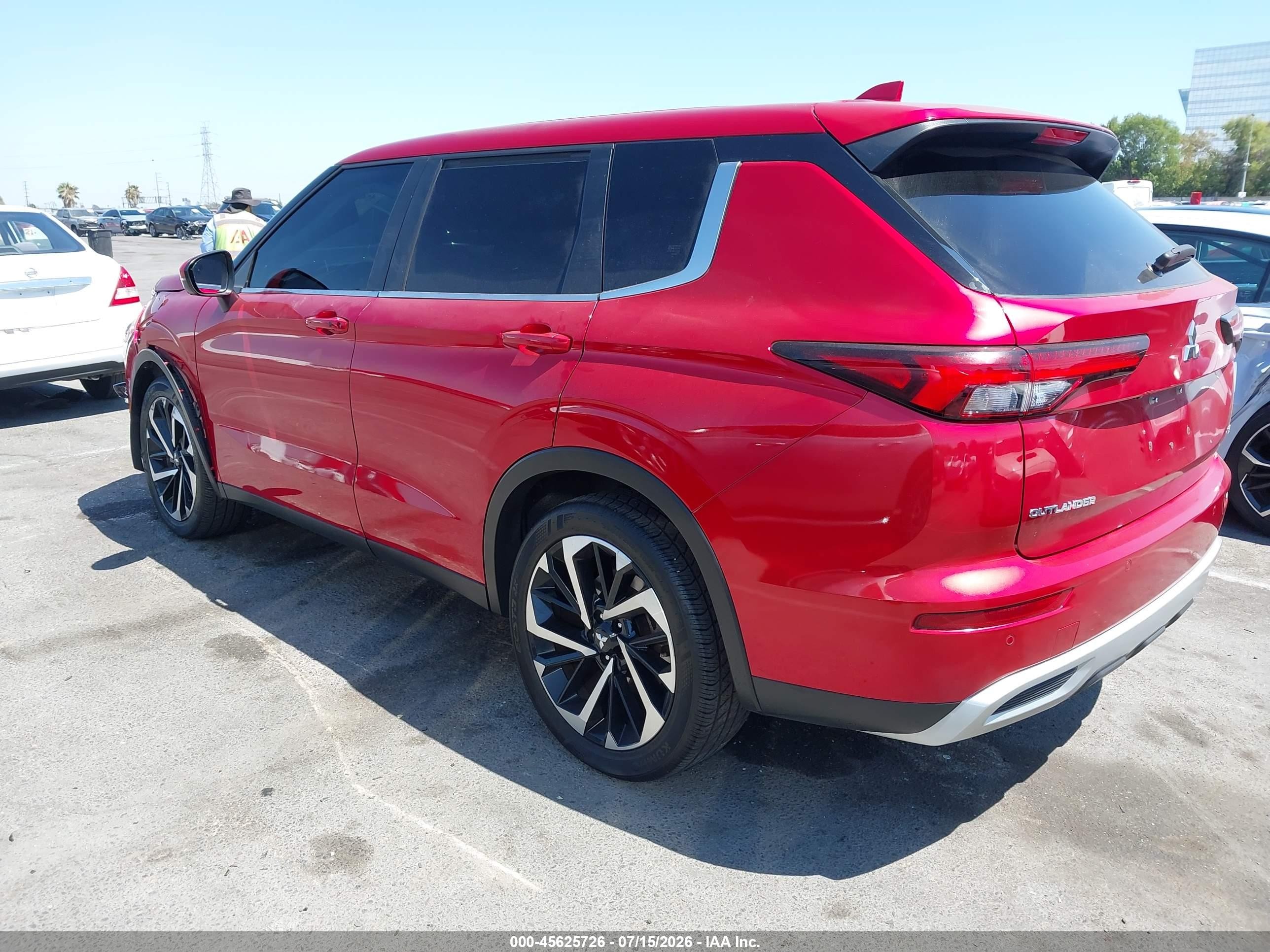 2024 Mitsubishi Outlander VIN JA4J3VA8XRZ069889 IAAI salvage auction — Unknown, Salvage (California), sold $6,900 on 2026-08-09 (photo 3)