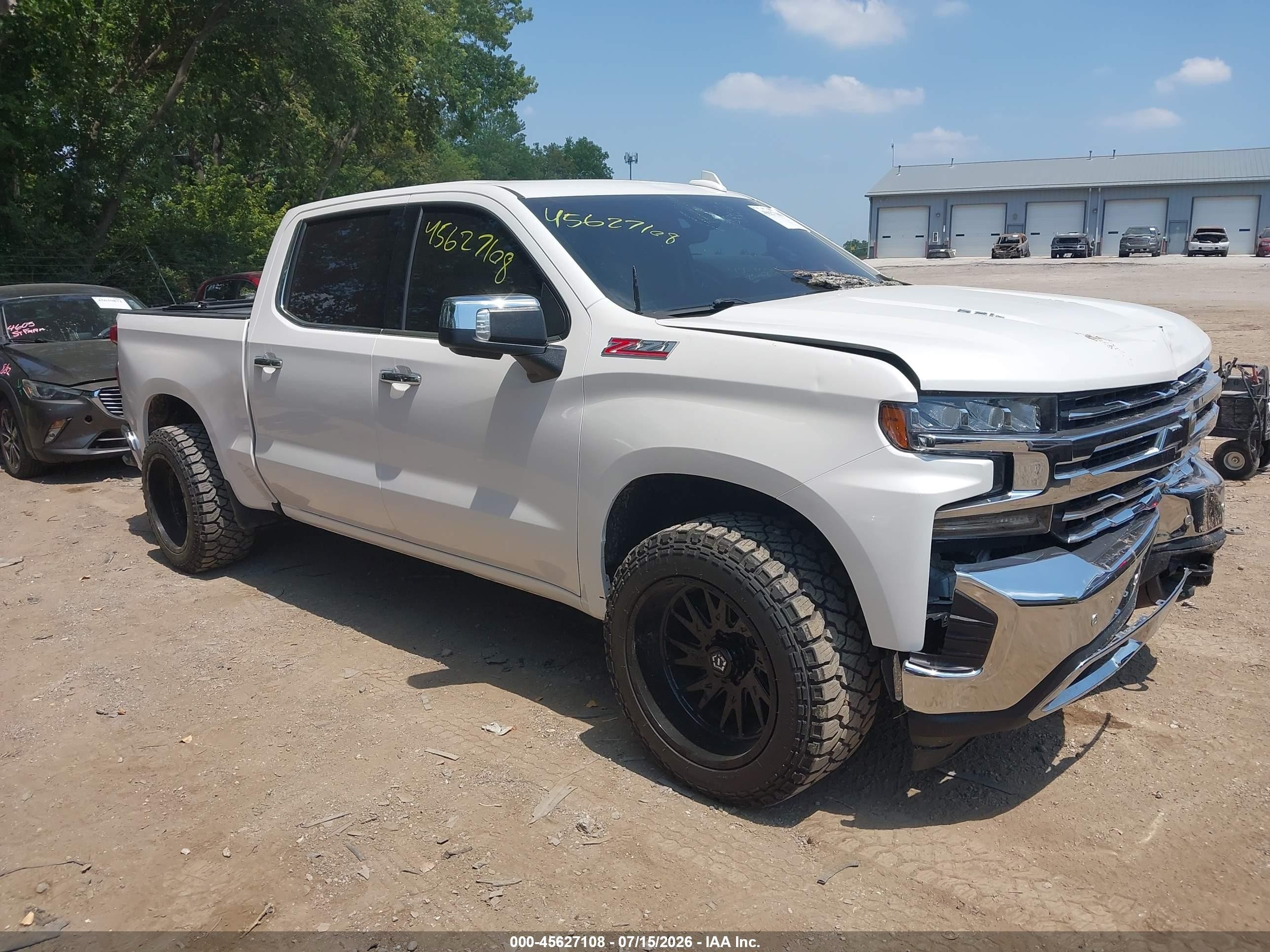 2020 Chevrolet Silverado 1500 VIN 3GCUYGEL7LG158244 — IAAI salvage auction photo