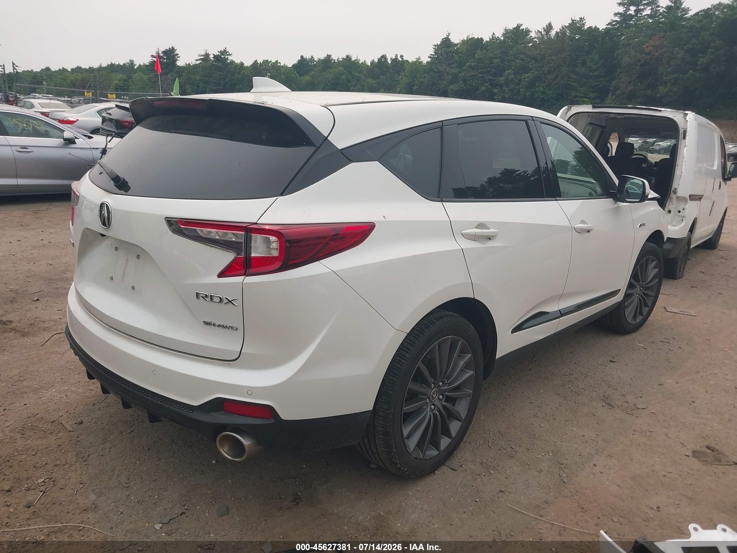 2024 Acura Rdx VIN 5J8TC2H88RL003588 IAAI salvage auction — Front End, Salvage (Massachusetts), sold $14,900 on 2026-09-14 (photo 4)