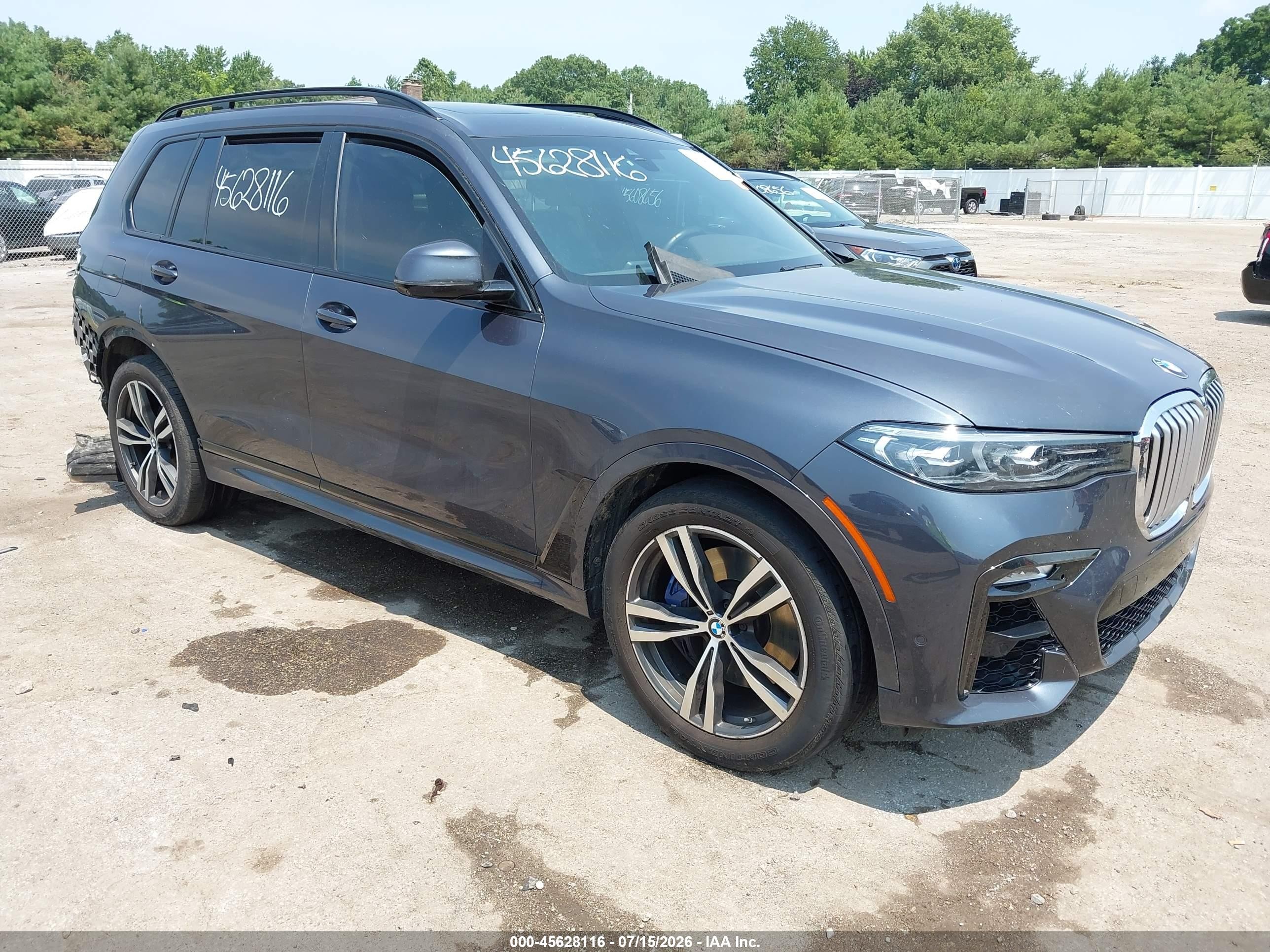 2020 BMW X7 VIN 5UXCW2C04L0E74316 — IAAI salvage auction photo
